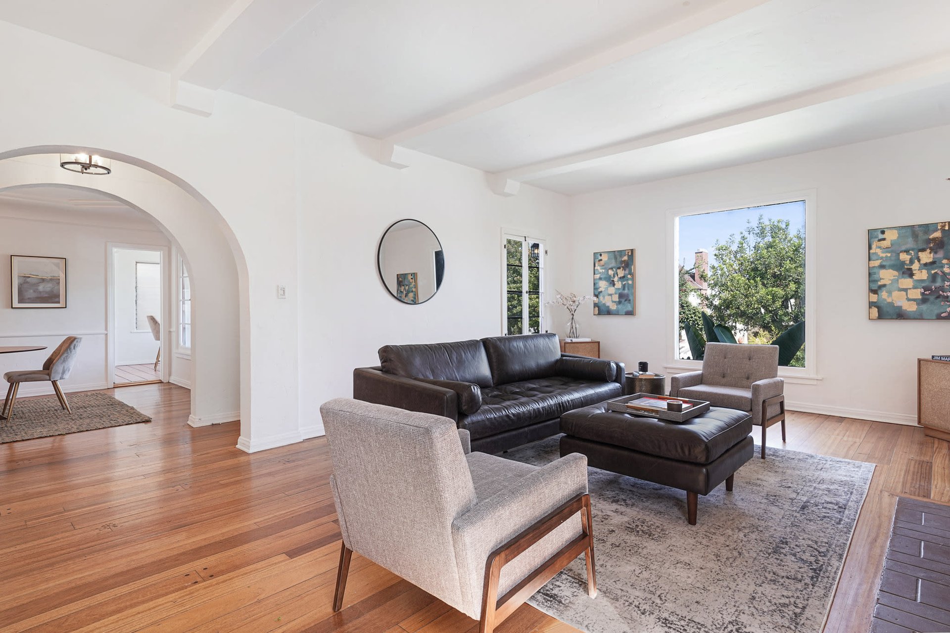 Beautiful Spanish Trophy Duplex in Wilshire Vista