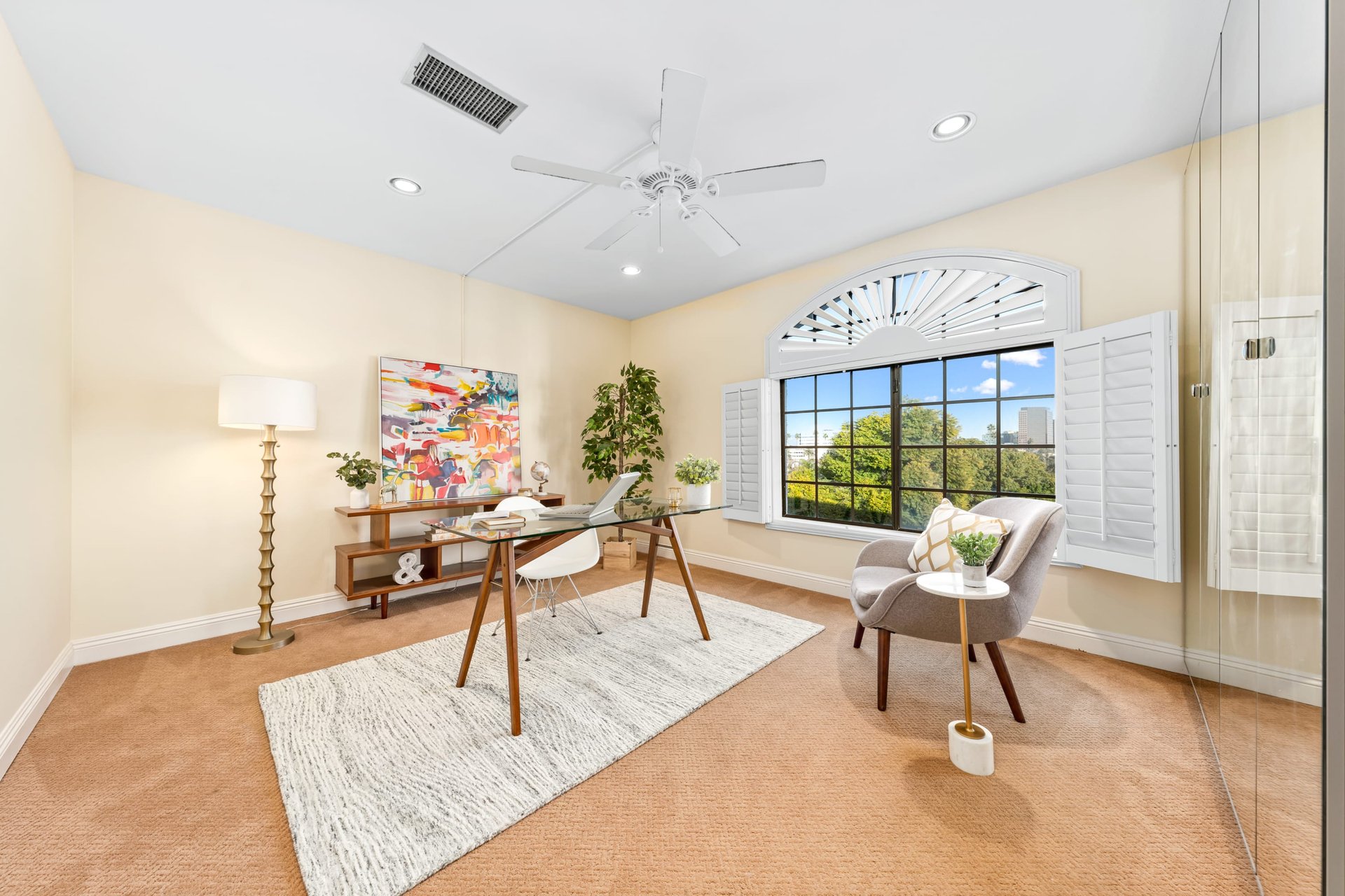 8712 Gregory Way #403, Pico-Robertson