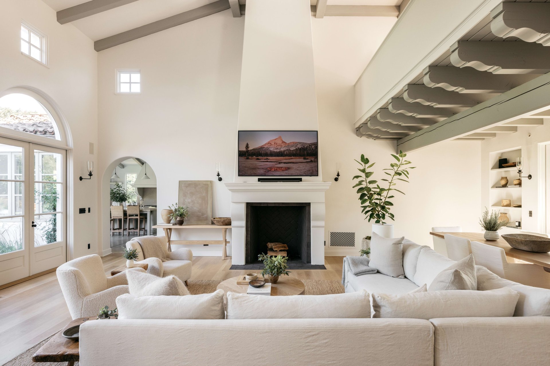 765 Ranch Ln, Pacific Palisades