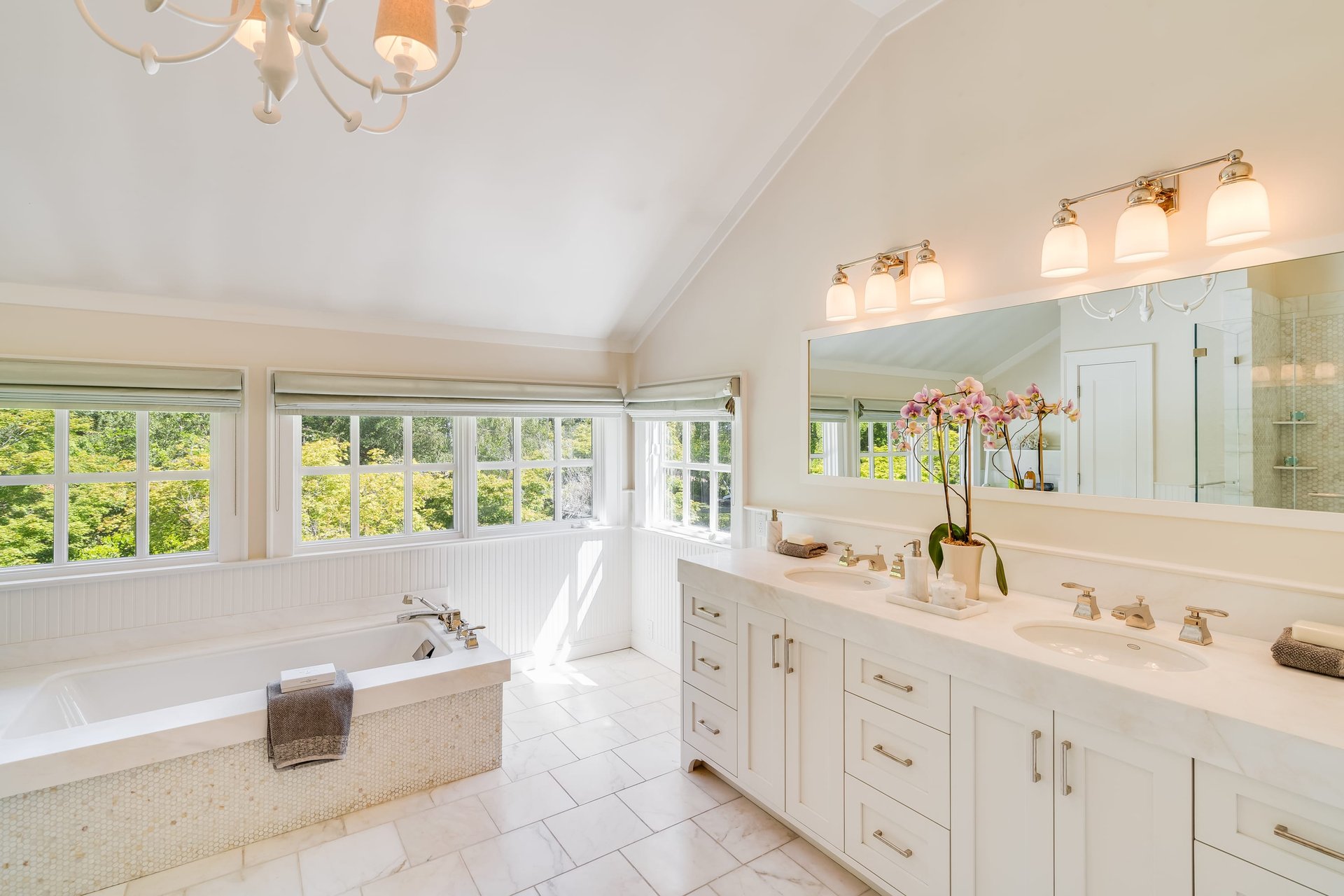 280 Ridgeway Road