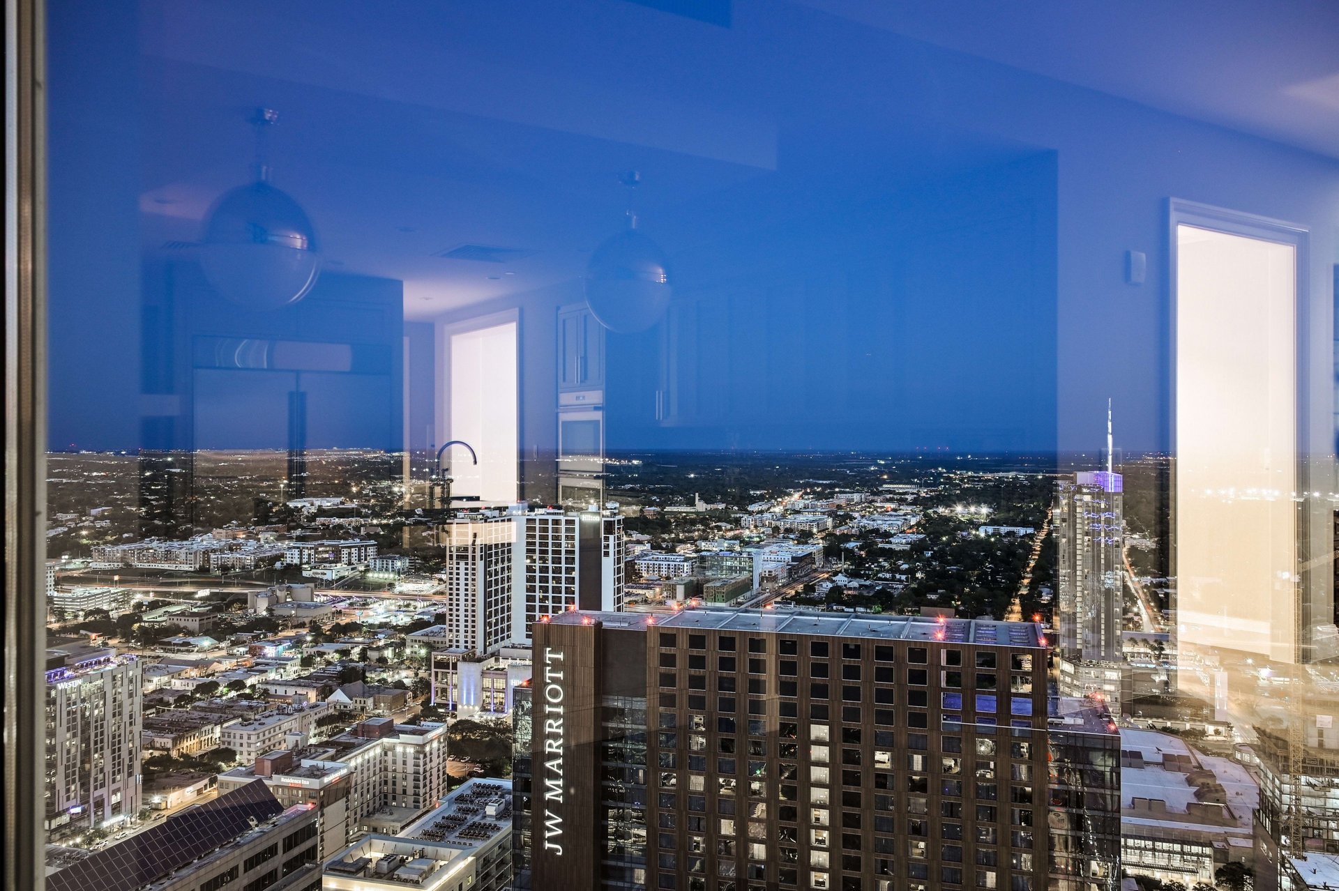 200 Congress Ave #44J