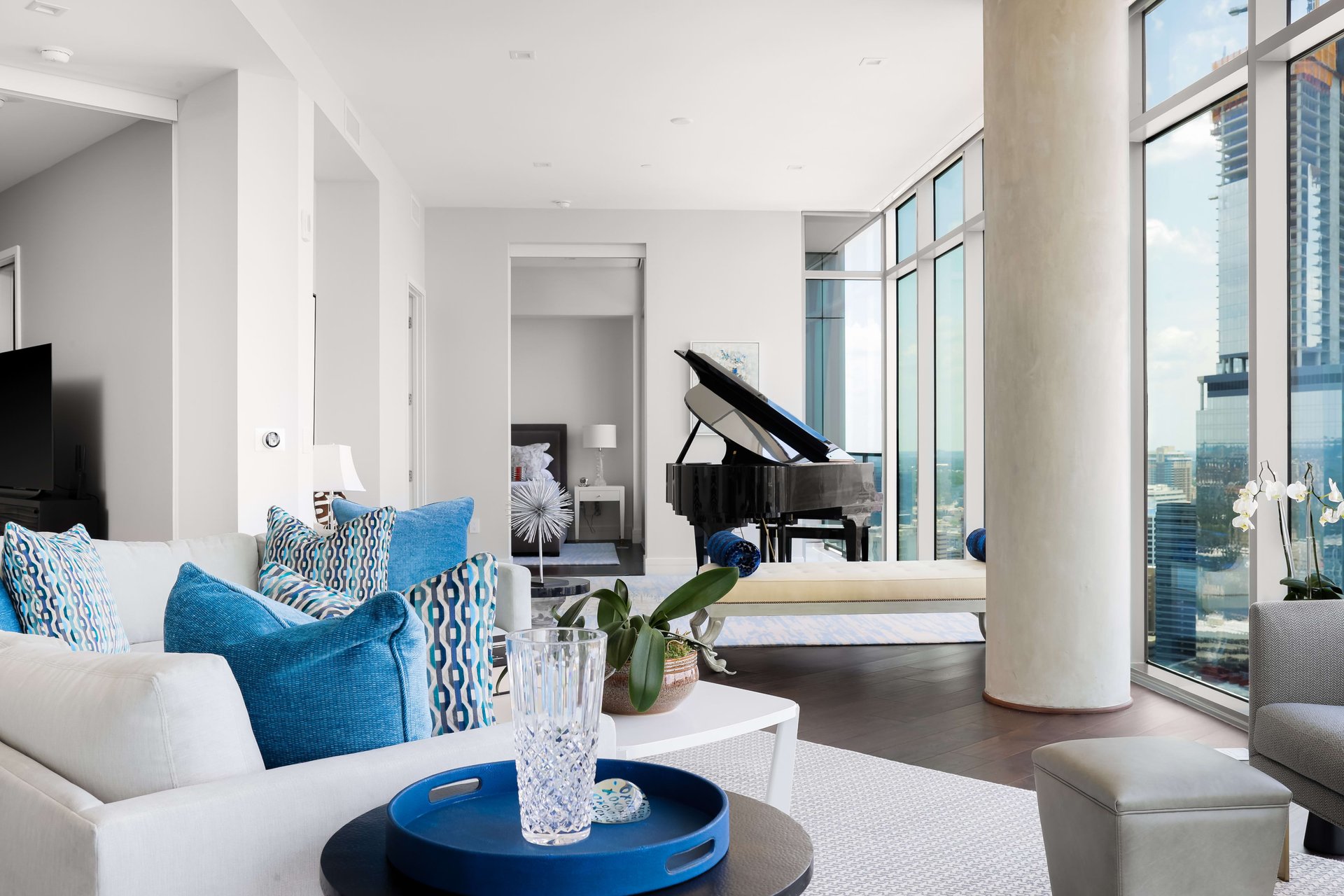 501 West Ave #3701