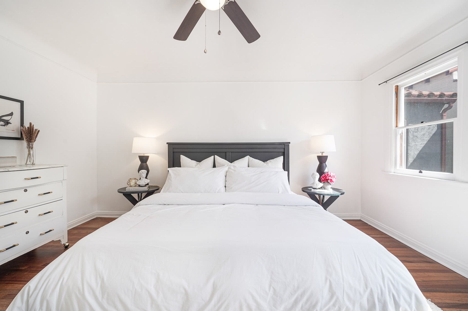 Beautiful Spanish Trophy Duplex in Wilshire Vista