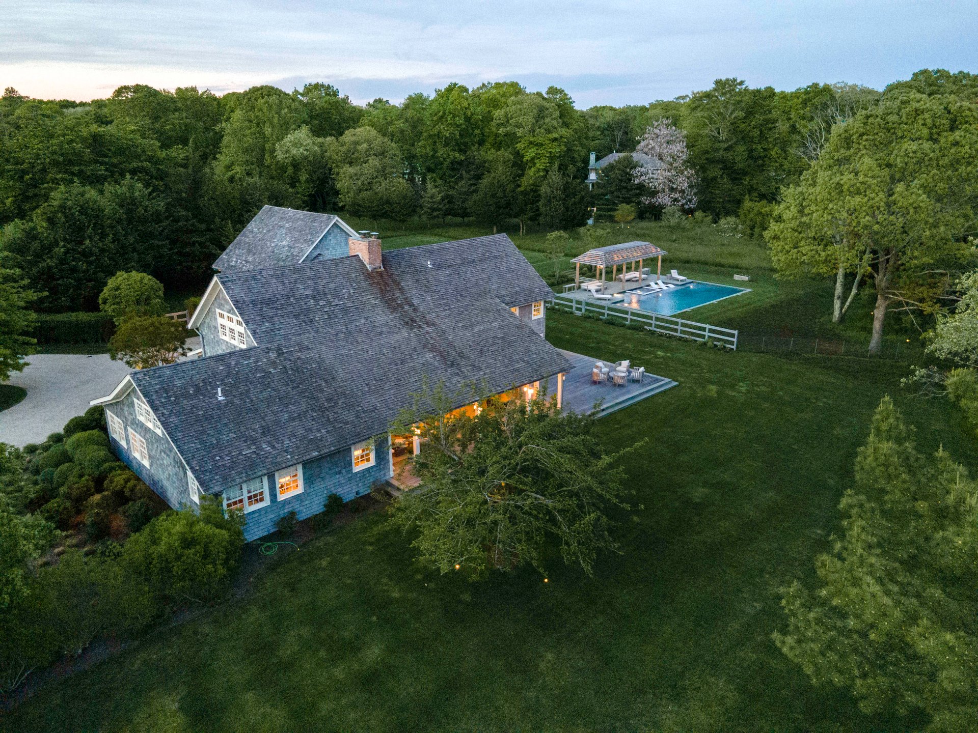 Upscale, Updated Sag Harbor Farmhouse in Waterfront Neighborhood