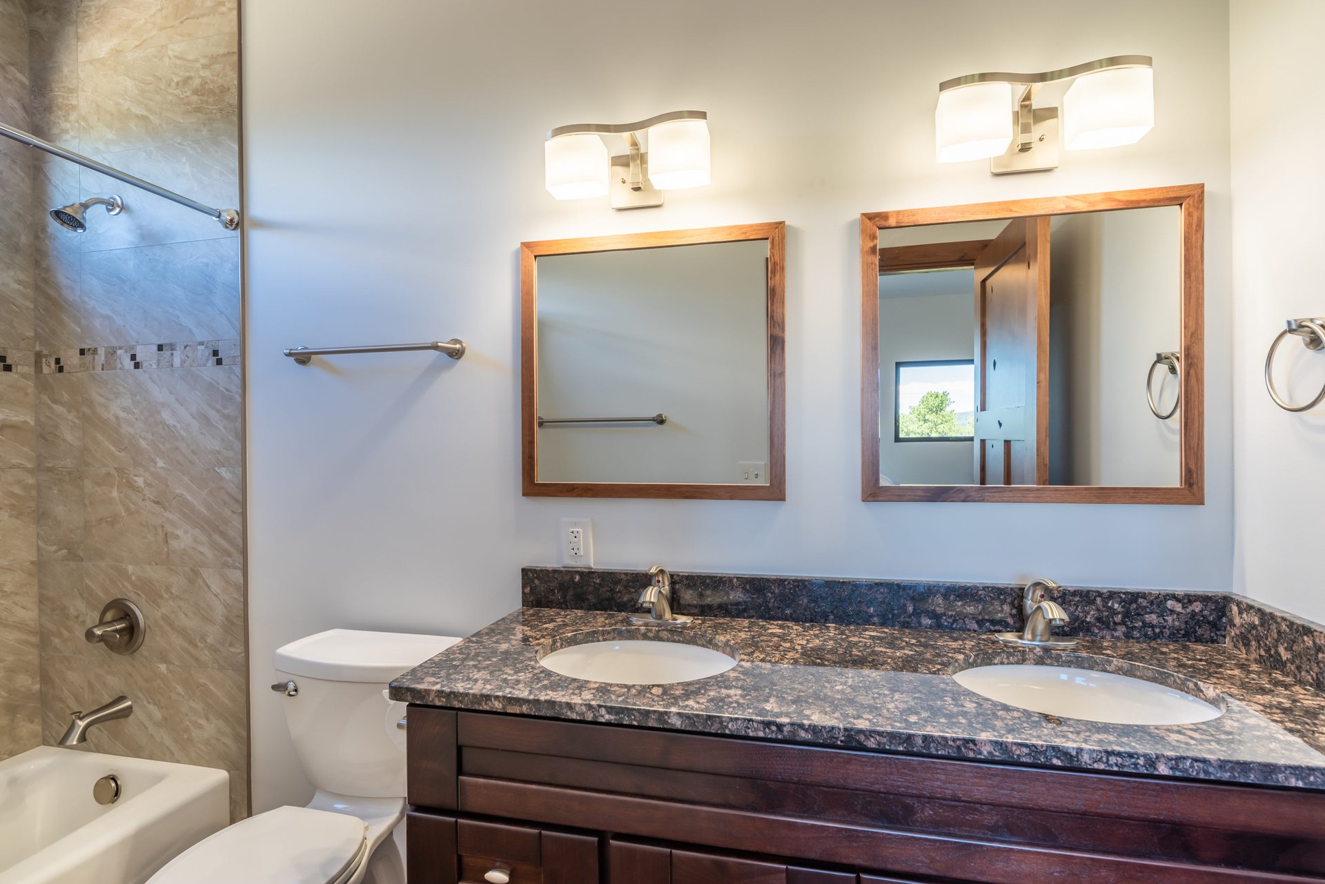 315 Indian Peaks Dr