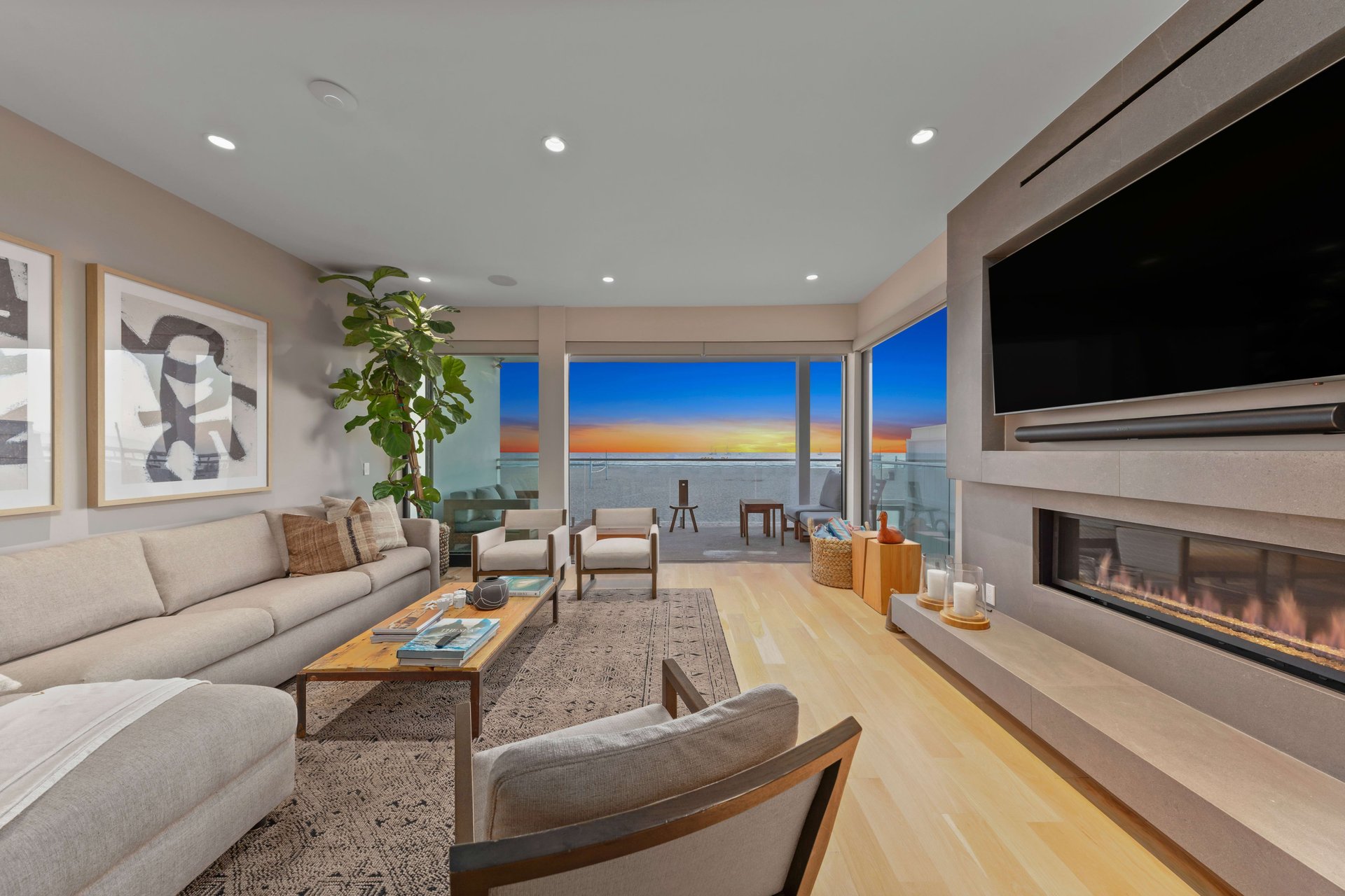 1 Eastwind Street #103, Marina Peninsula