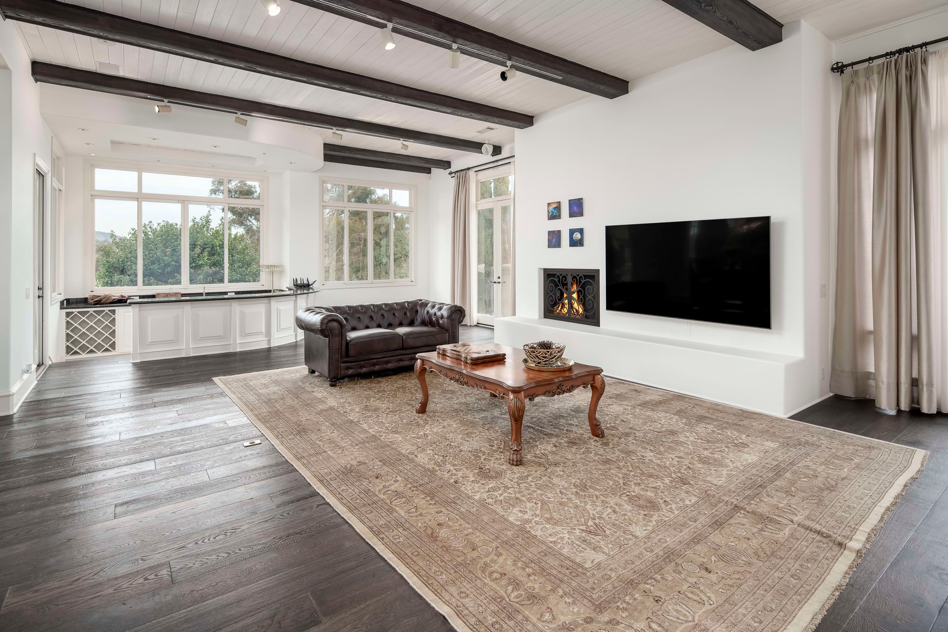 THE ICONIC FAIRBANKS RANCH LIFESTYLE