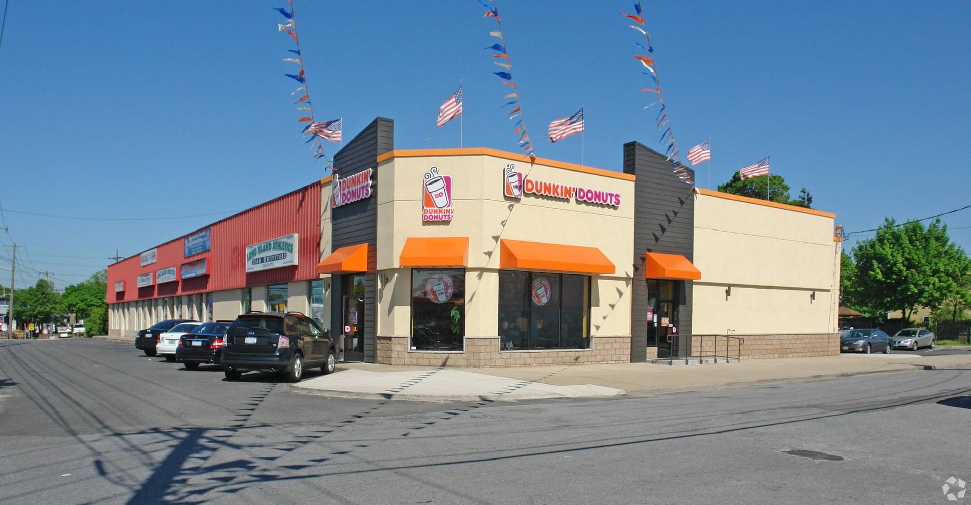 SHOPPING CENTER - INVESTMENT PROPERTY