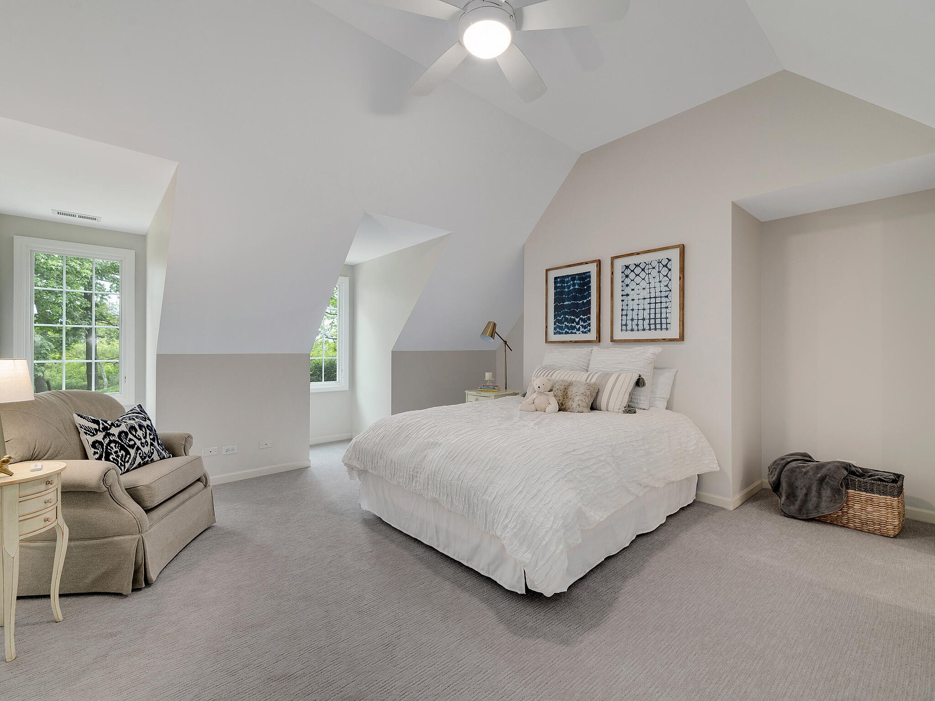 554 Pamela Cir