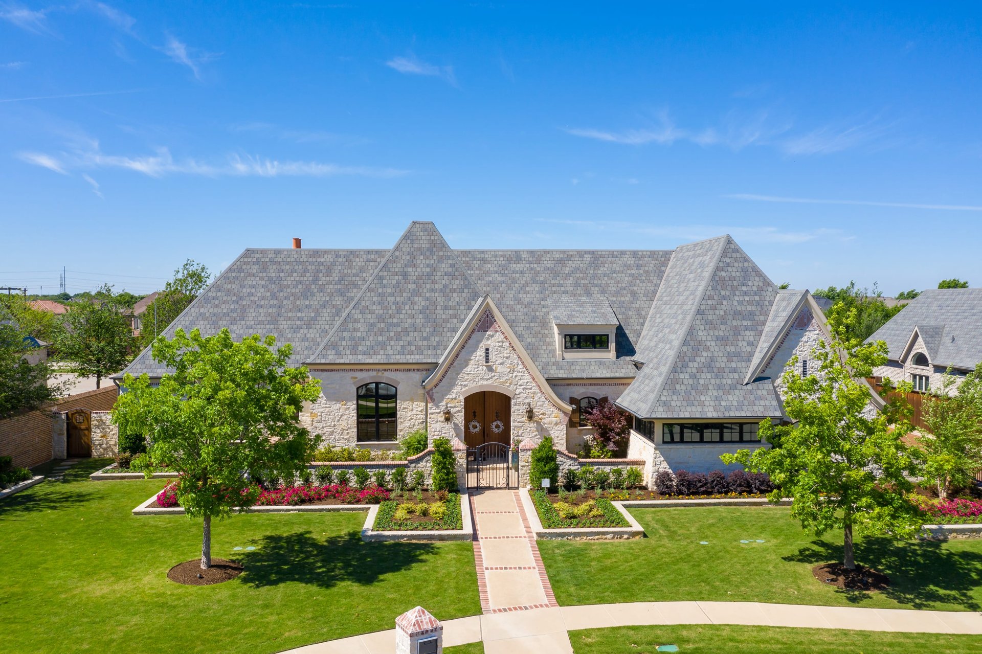 6400 Drawbridge Lane