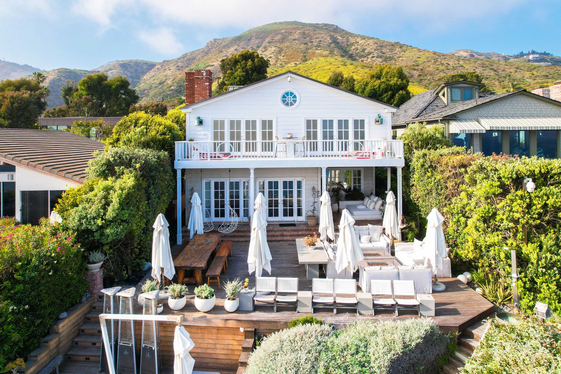 Beautiful Bluff Top Estate