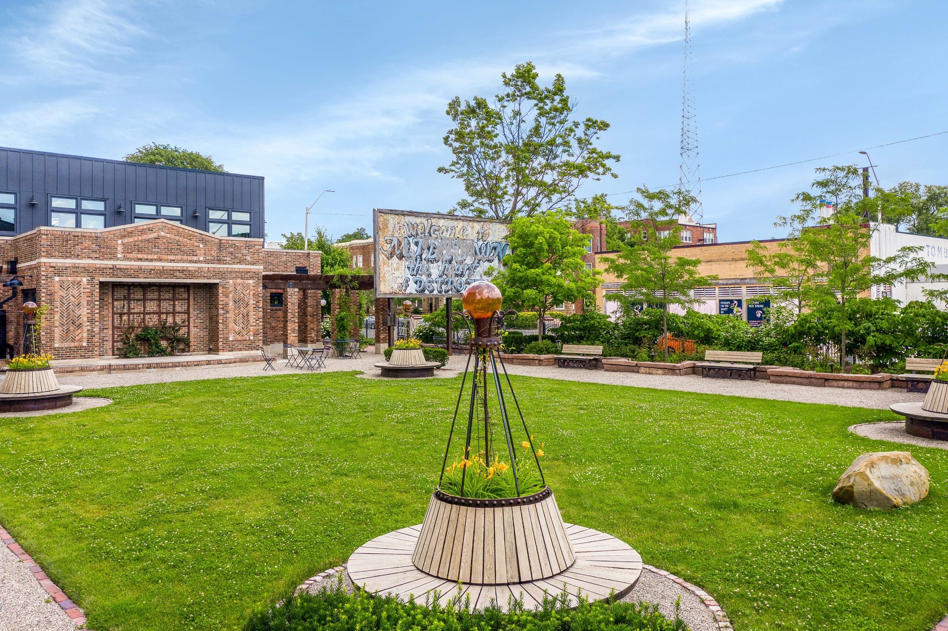 444 West Willis Street #411