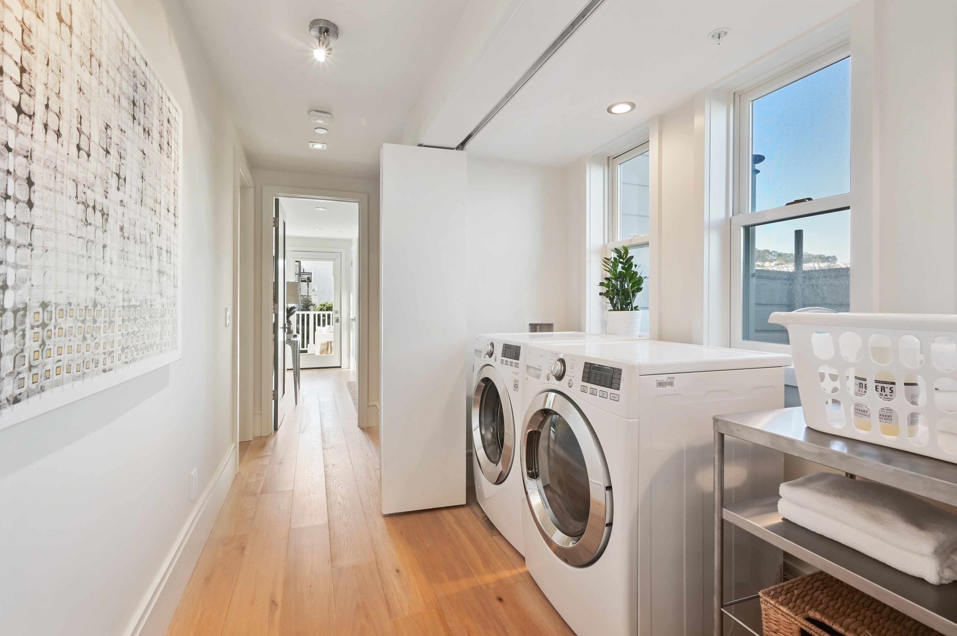 530 Sanchez Street Unit: 2