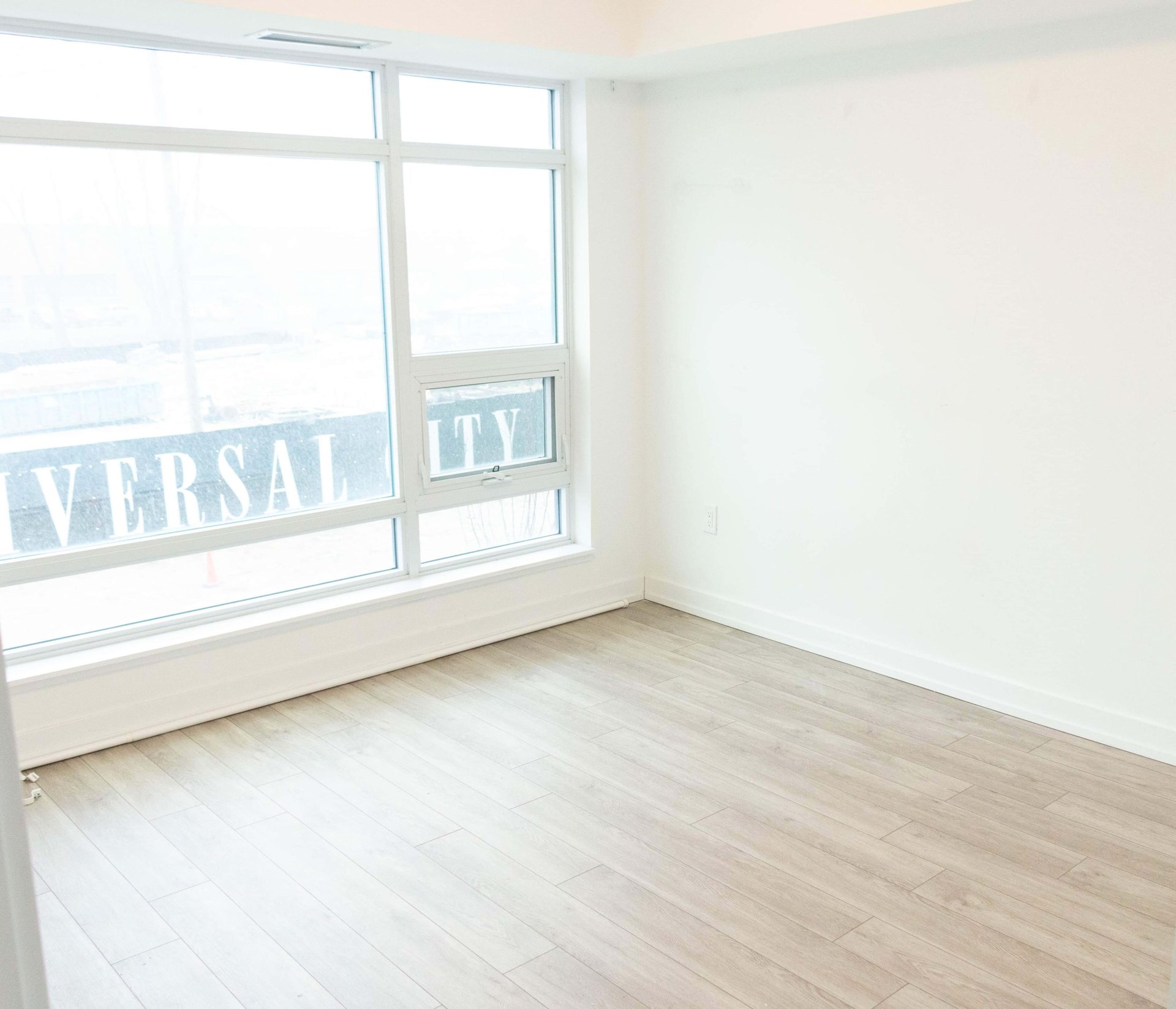 1480 Bayly St, Unit 219