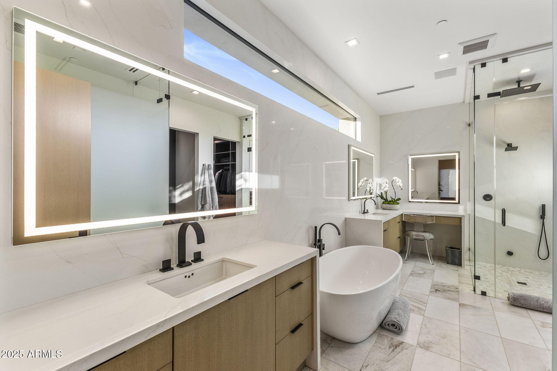 5441 E Via Buena Vista