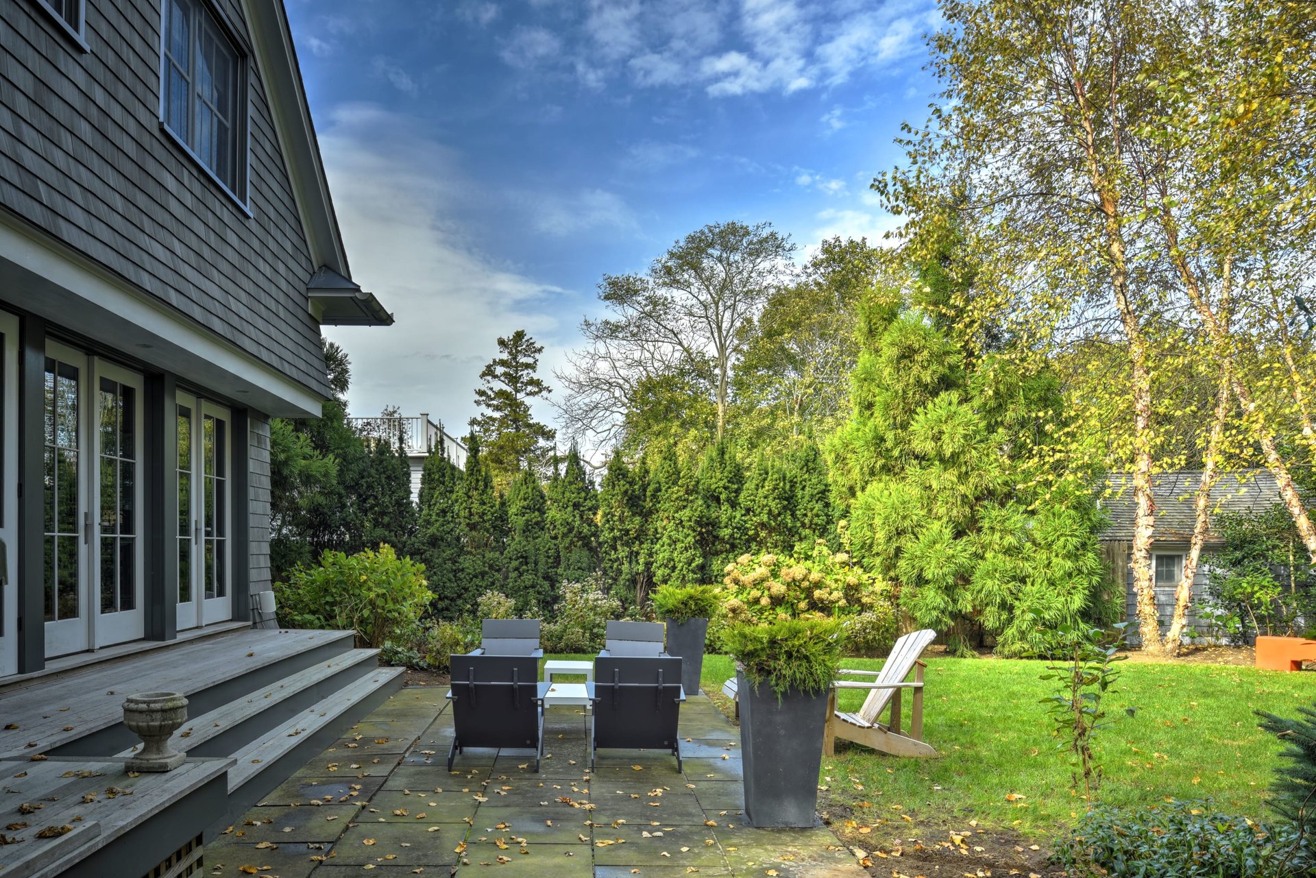 Fabulous Sag Harbor Village Cottage