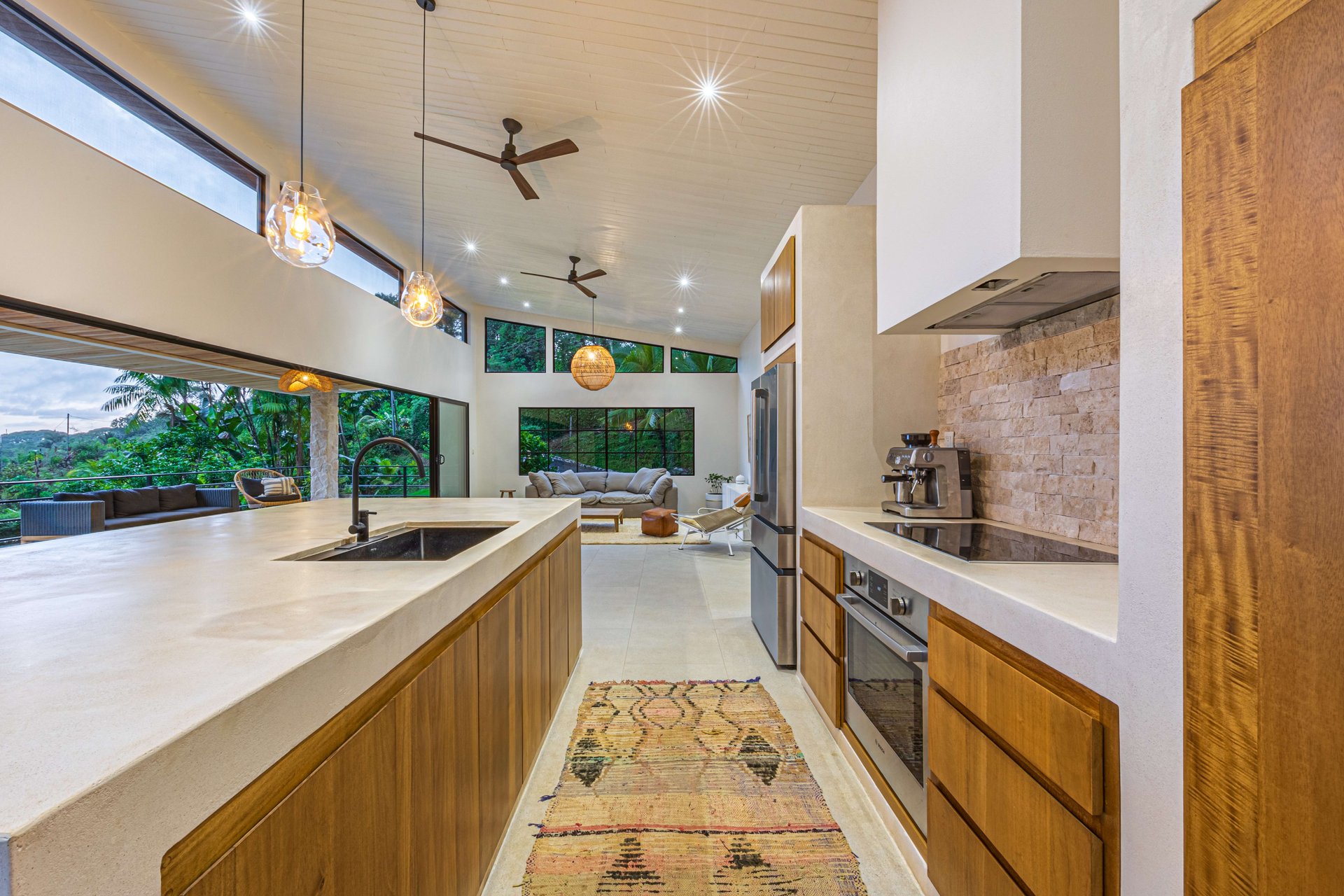 MOVE-IN READY OCEAN VIEW HOME IN CINCO VENTANAS WITH MAJESTIC RIVER ACCESS