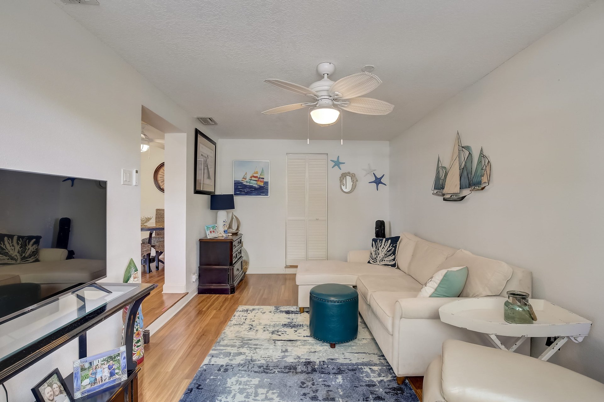 2909 W ROGERS AVE