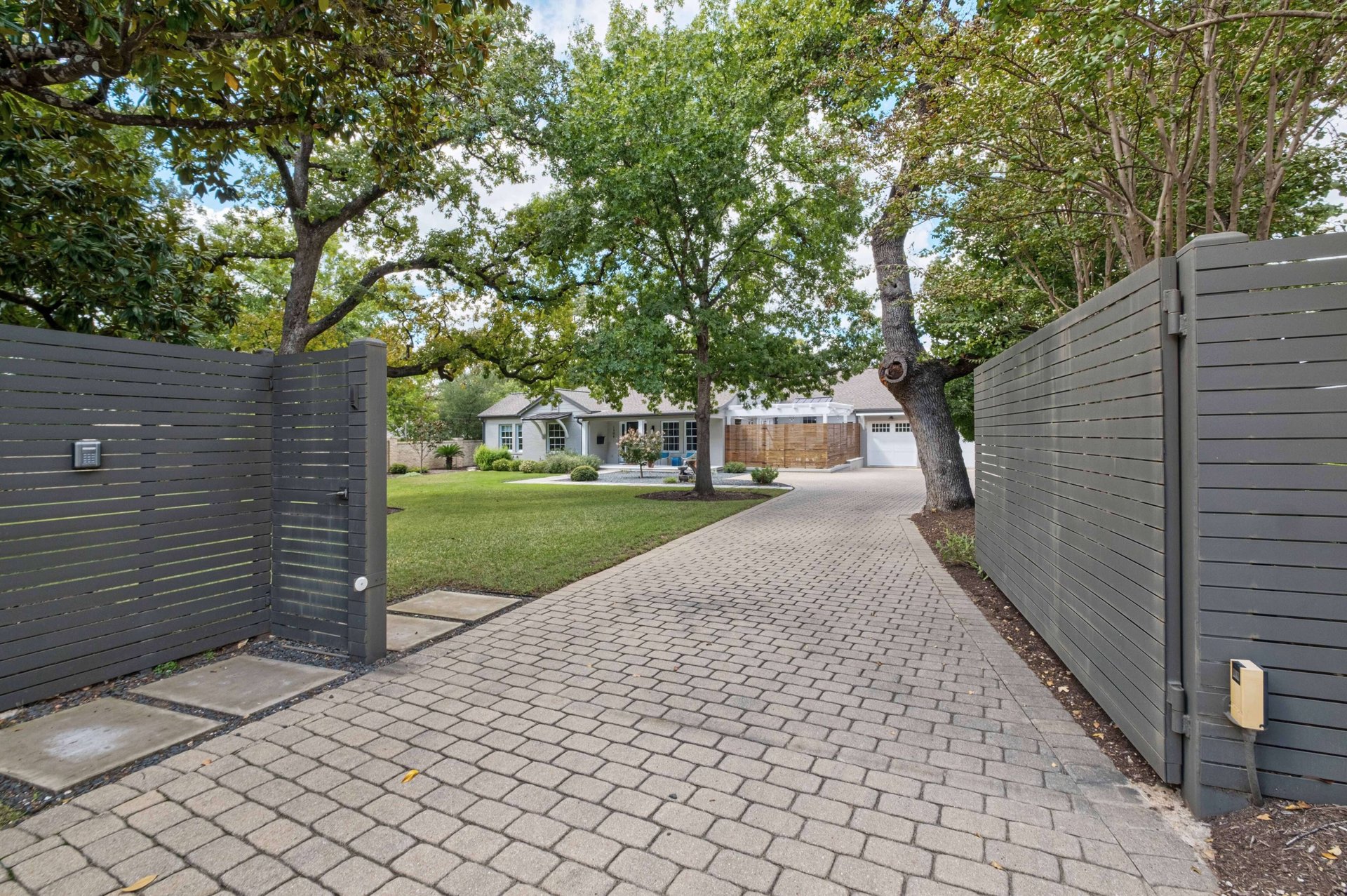 1308 Kent Lane 