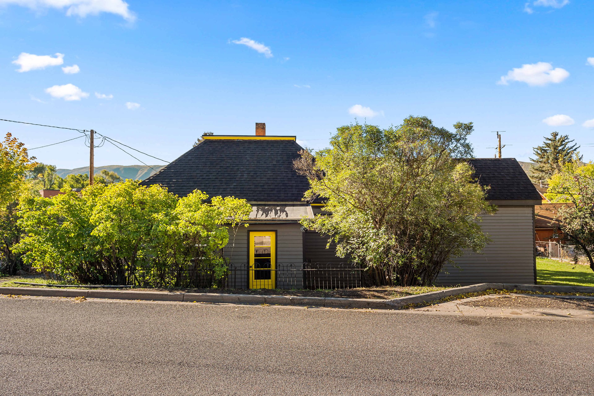 Fantastic Location in Old Town Basalt