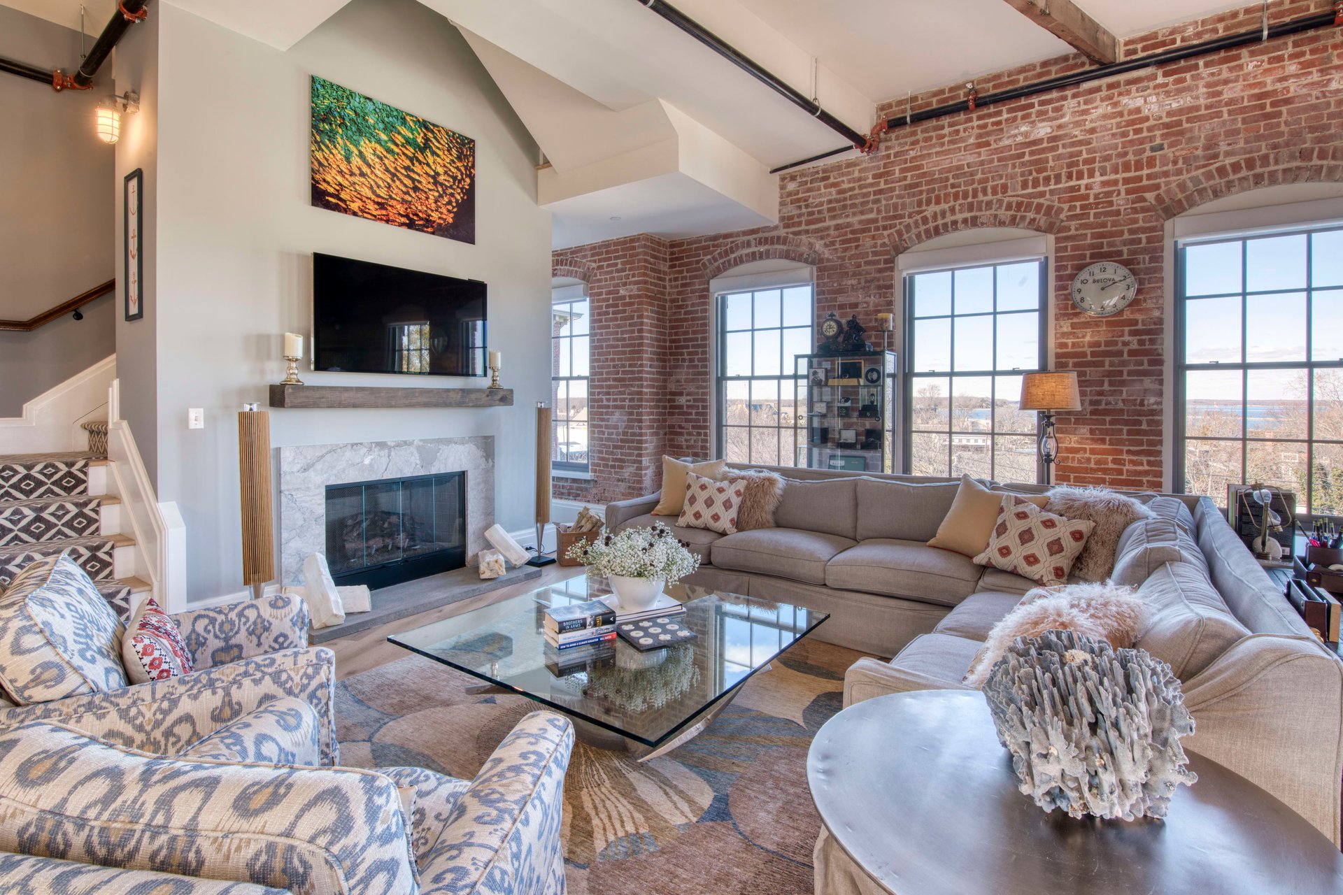 A Watchcase Flagship Penthouse With Unmatched Water Views