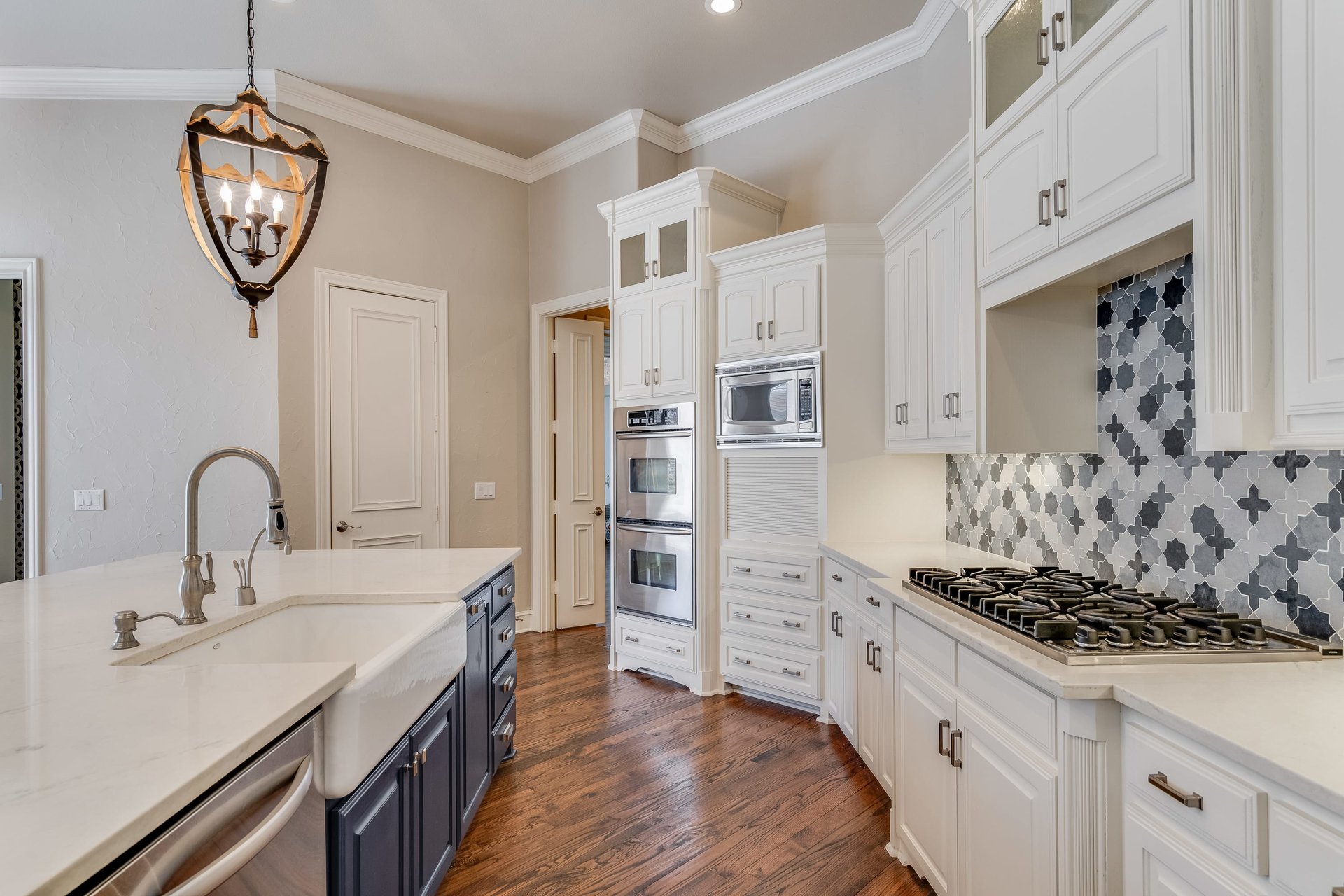 Rare Find 1.5 Story in Starwood!