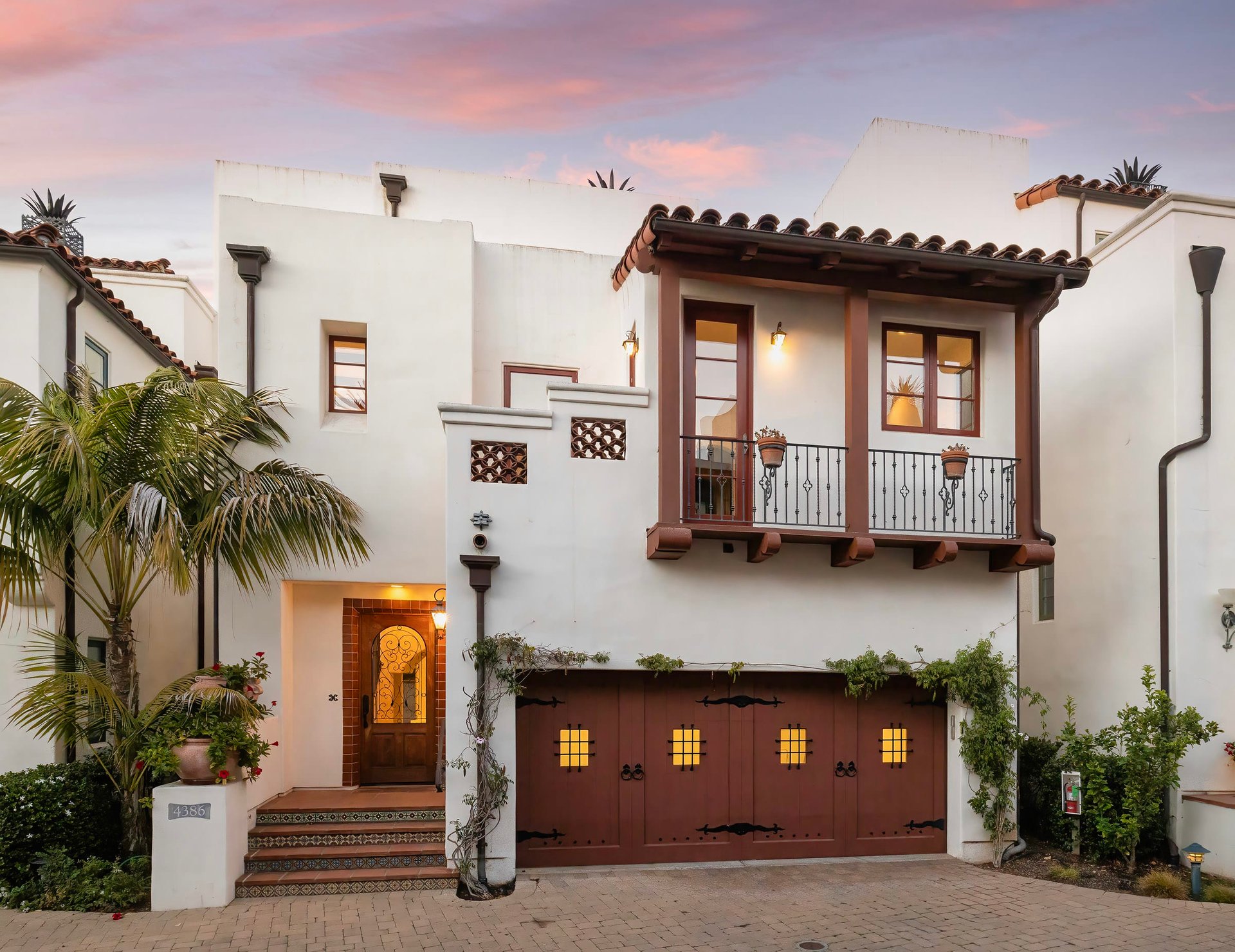 4386 Modoc Rd, Santa Barbara
