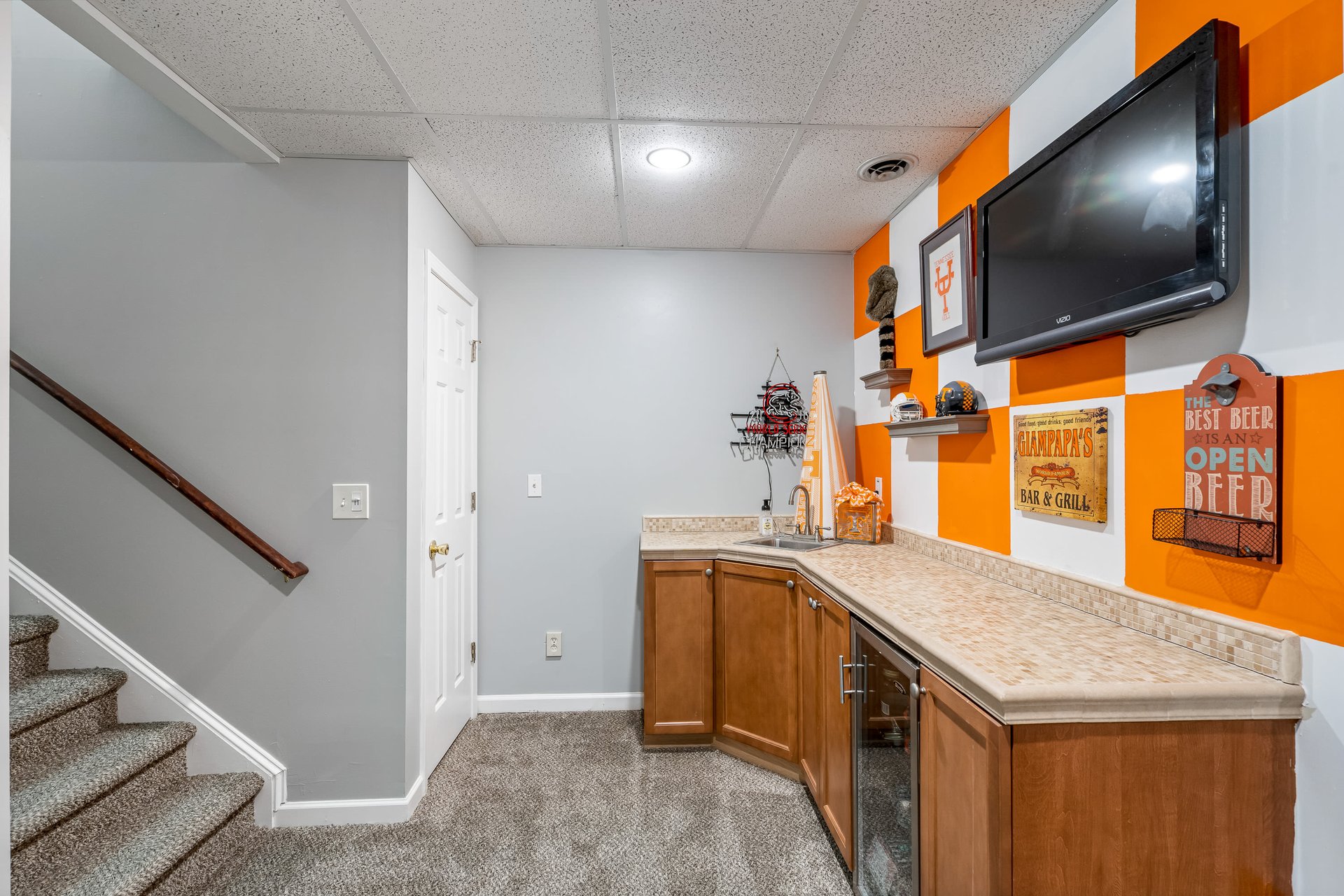 4557 Chelton Ct 