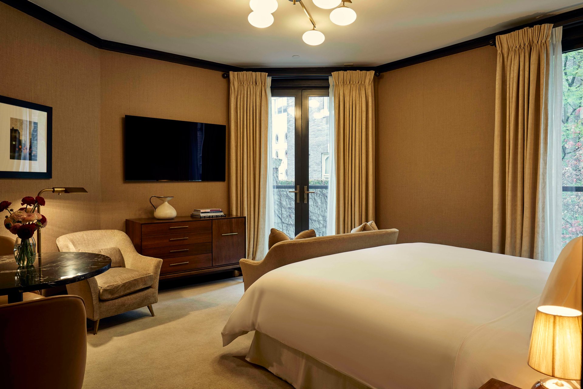 815 Fifth Avenue, Park Avenue Suite