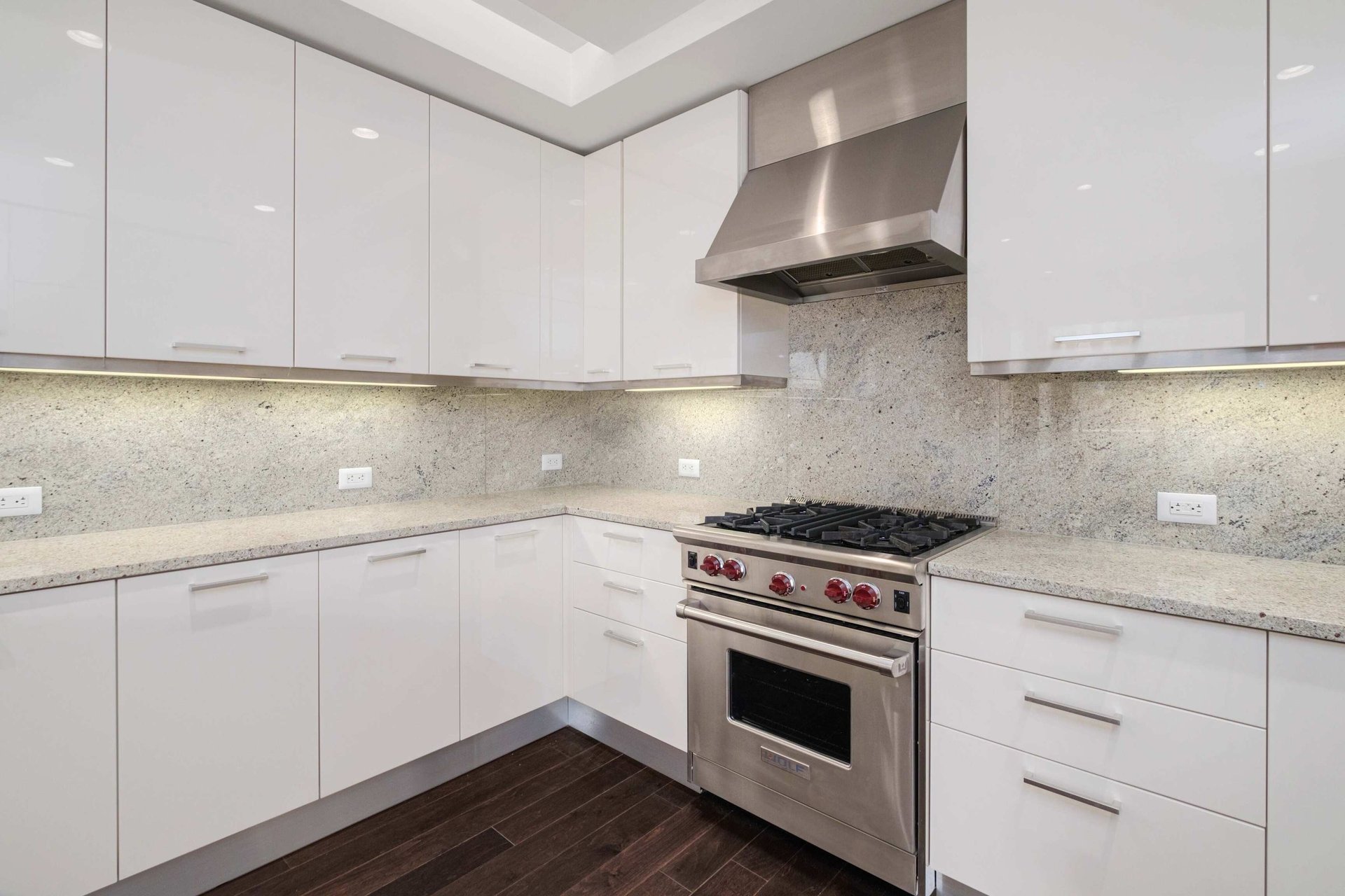 200 Congress Ave #24B