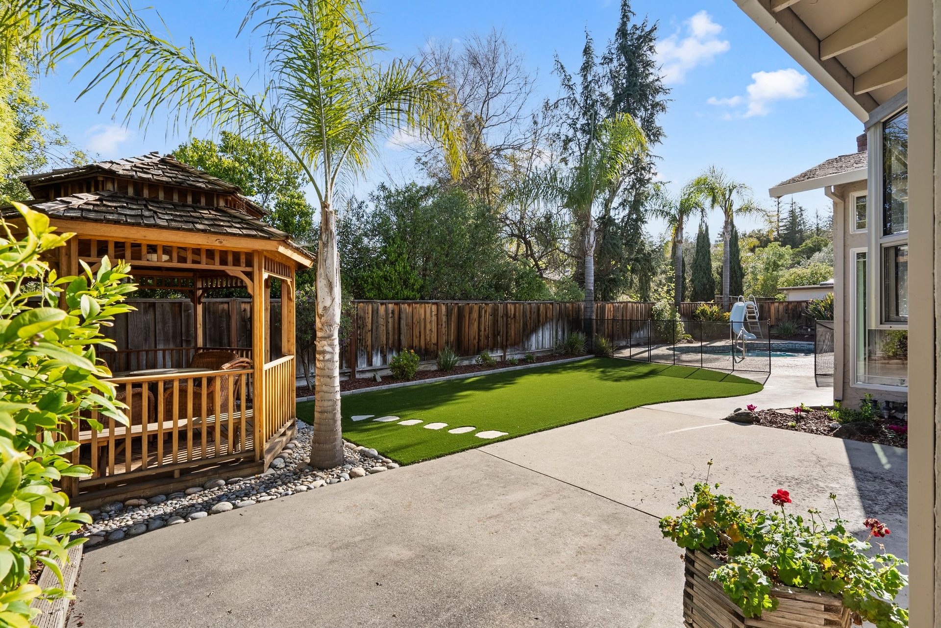 5884 Dash Court, San Jose