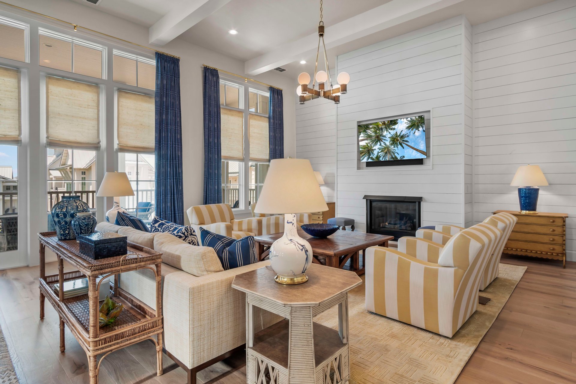 200 Lakeshore Street, Port Aransas, TX 78373