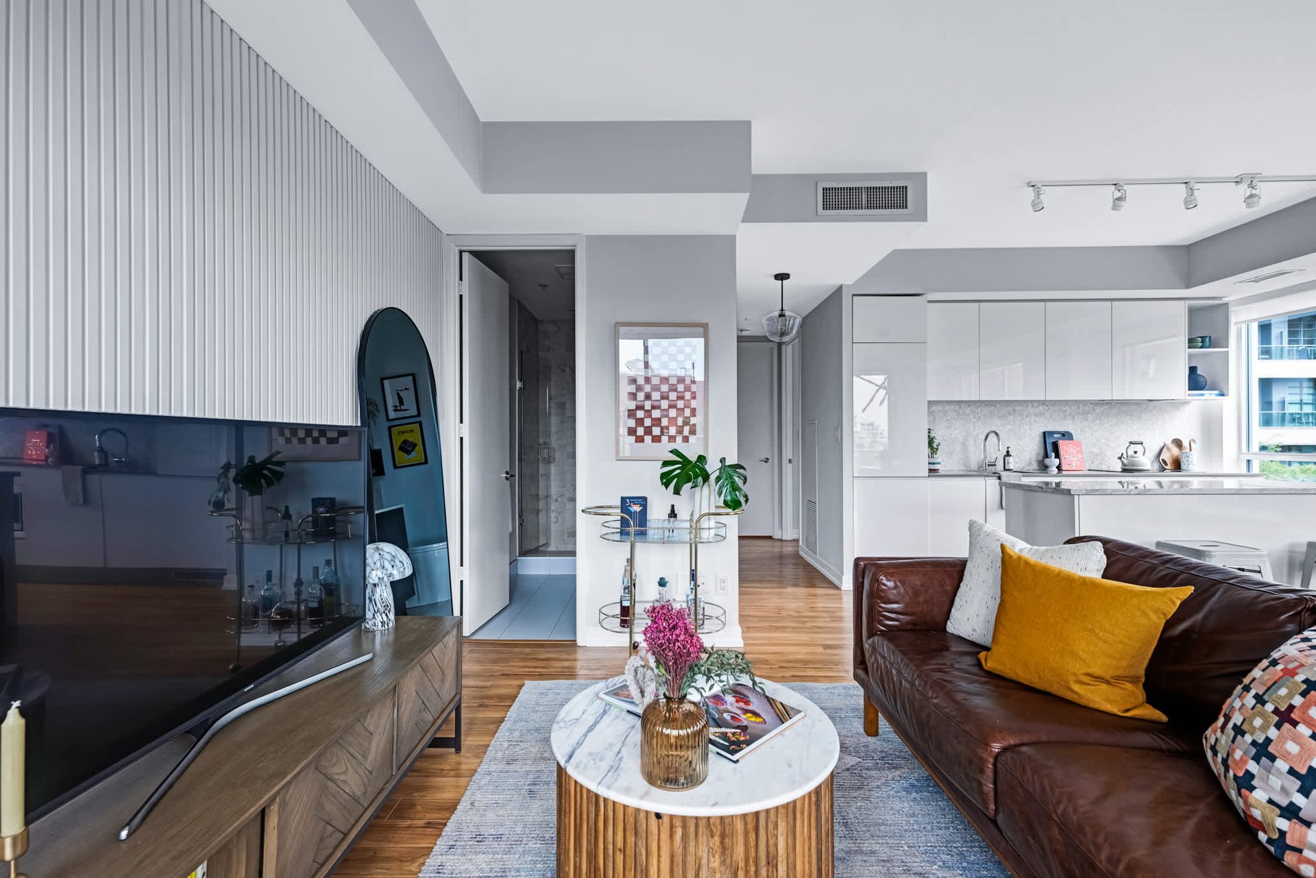 377 Madison Suite 306