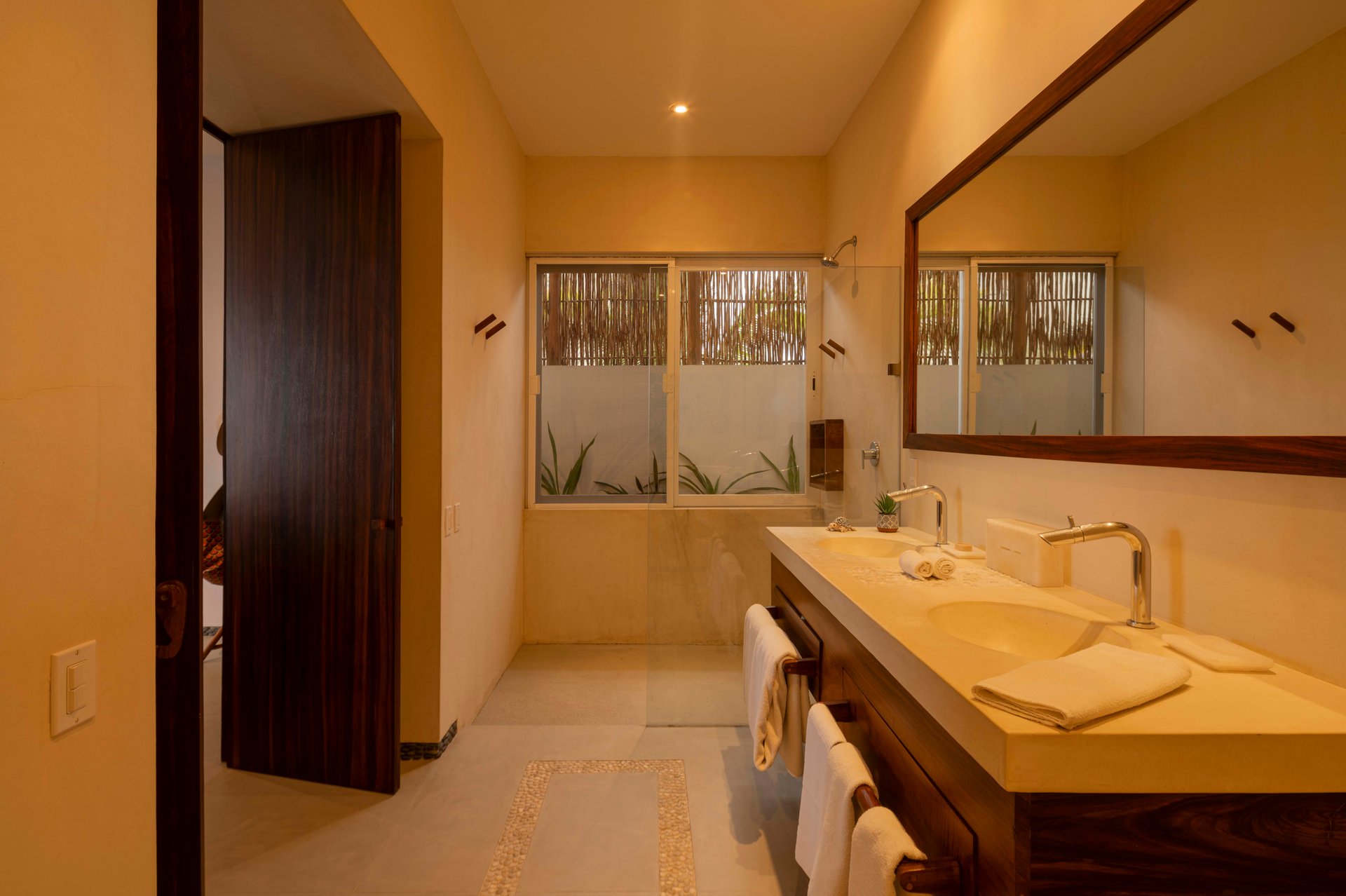 Marea Beachfront Villas C14