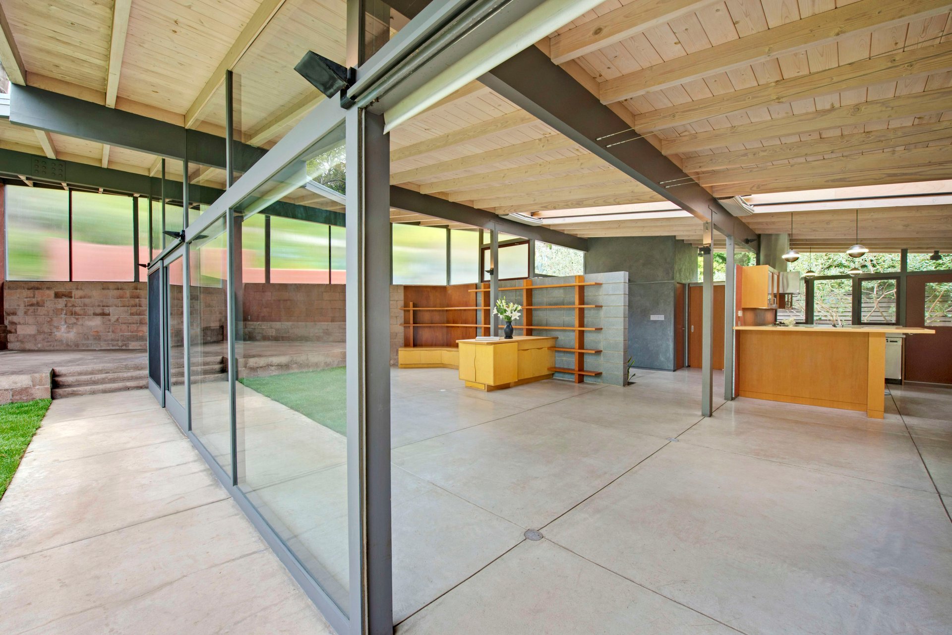 247 Amalfi Dr