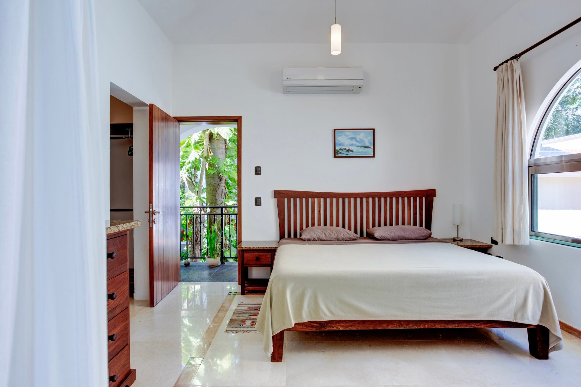  Luxury Villa for sale in Puerto Aventuras