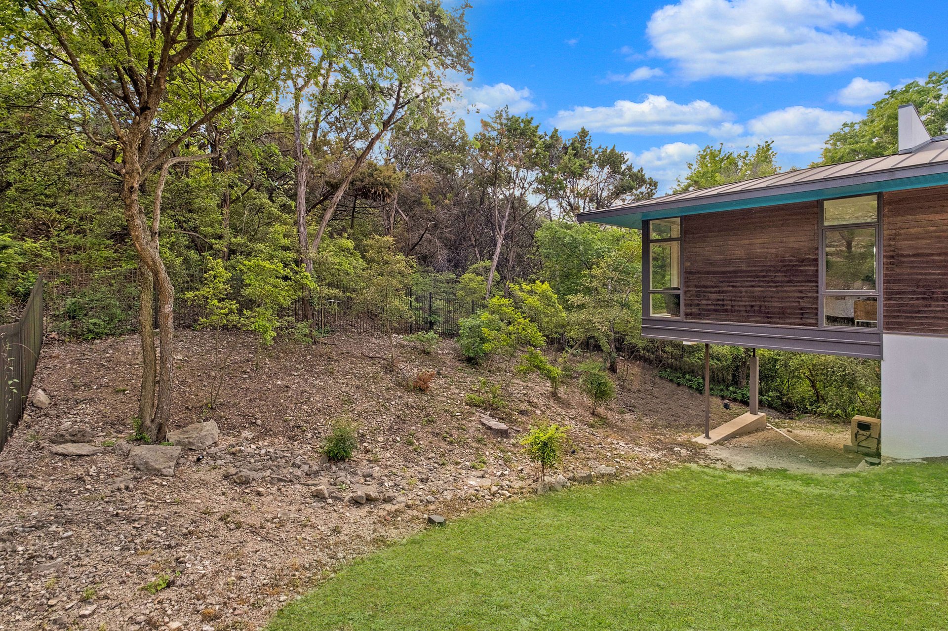 5613 Clarion Cove
