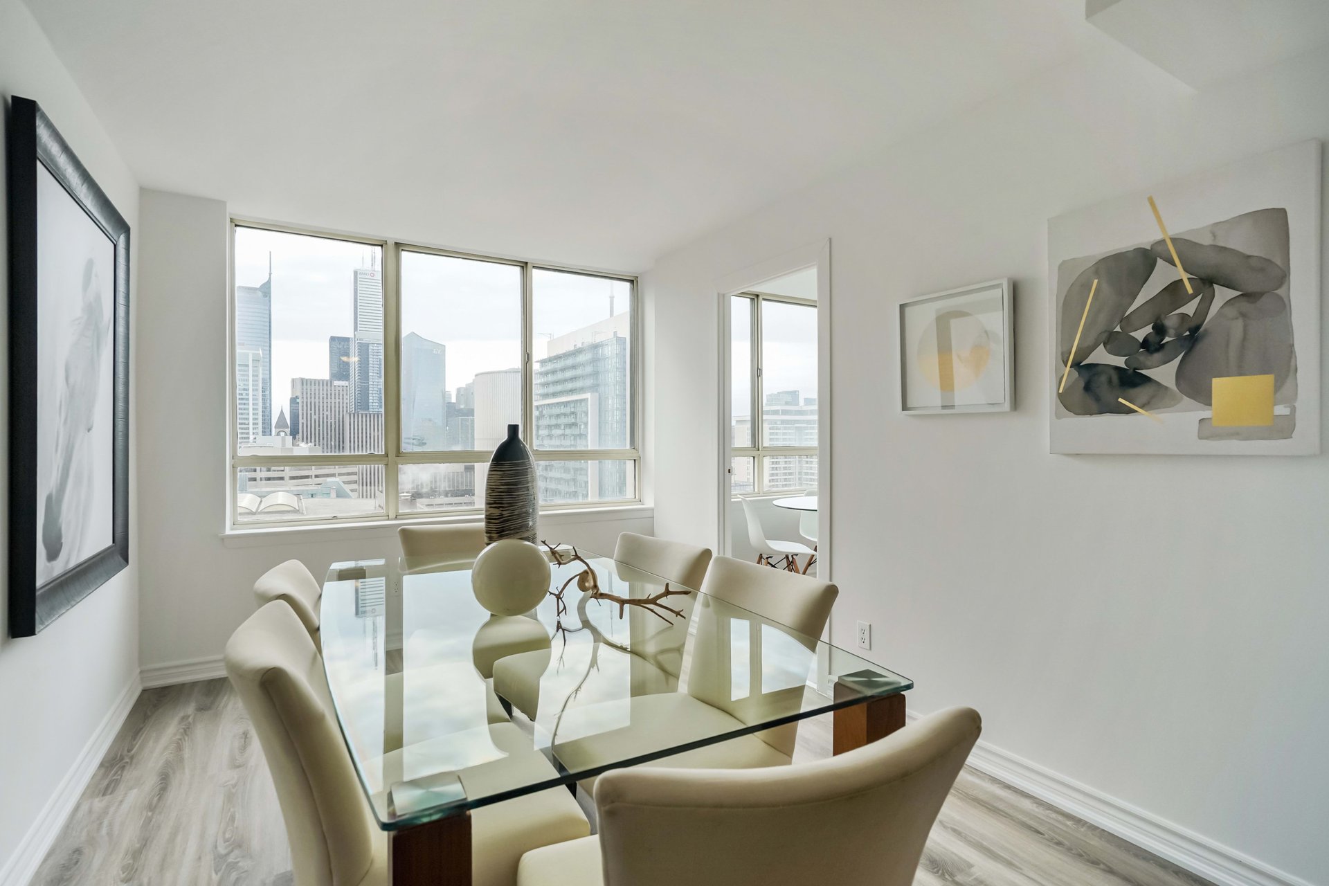 633 Bay Street Suite 2413