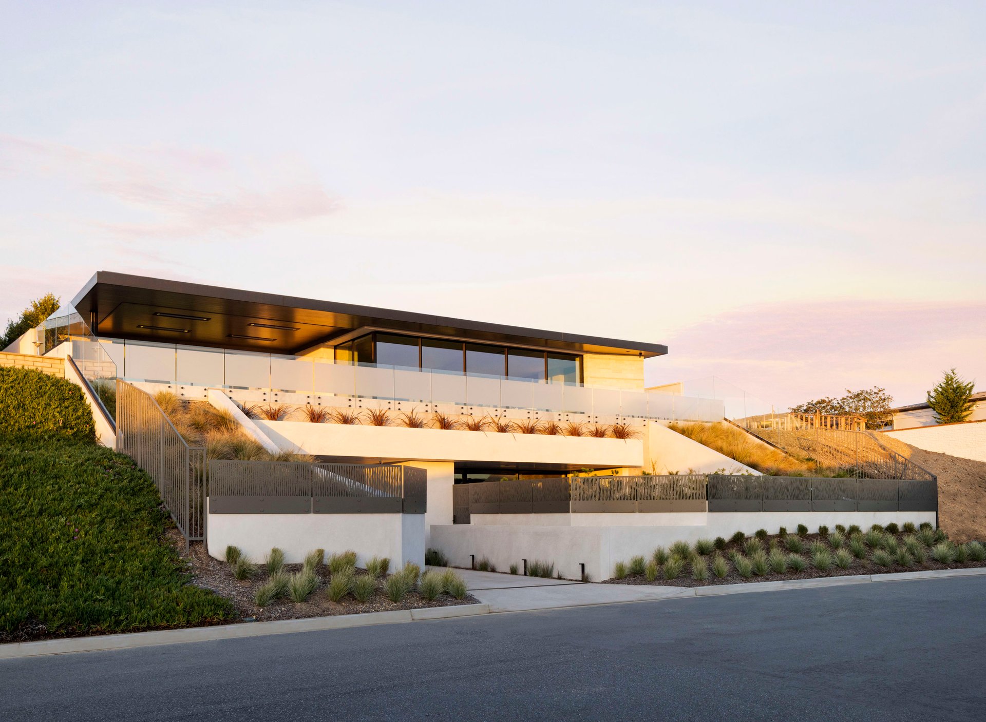 Luxury ocean-view residence in Cameo Shores