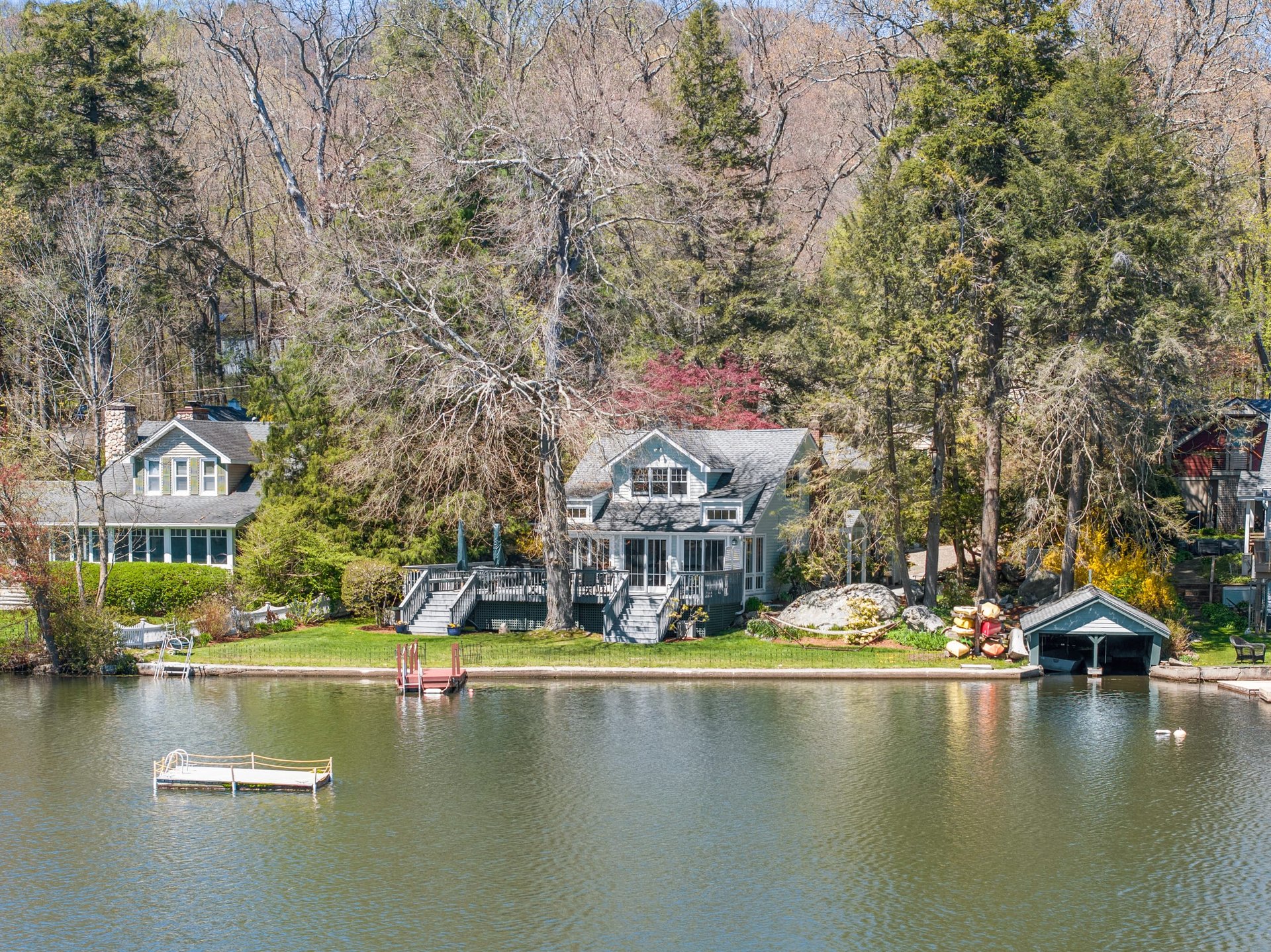 28 Cove Road