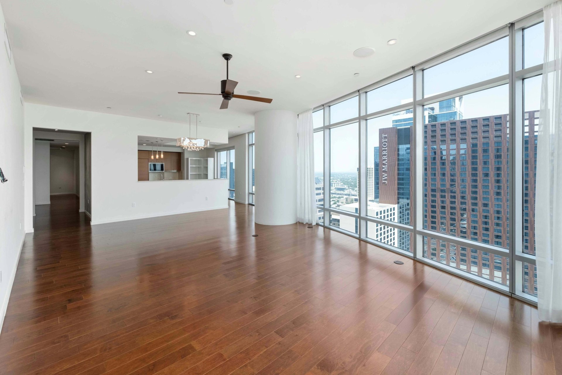 200 Congress Ave #30H 