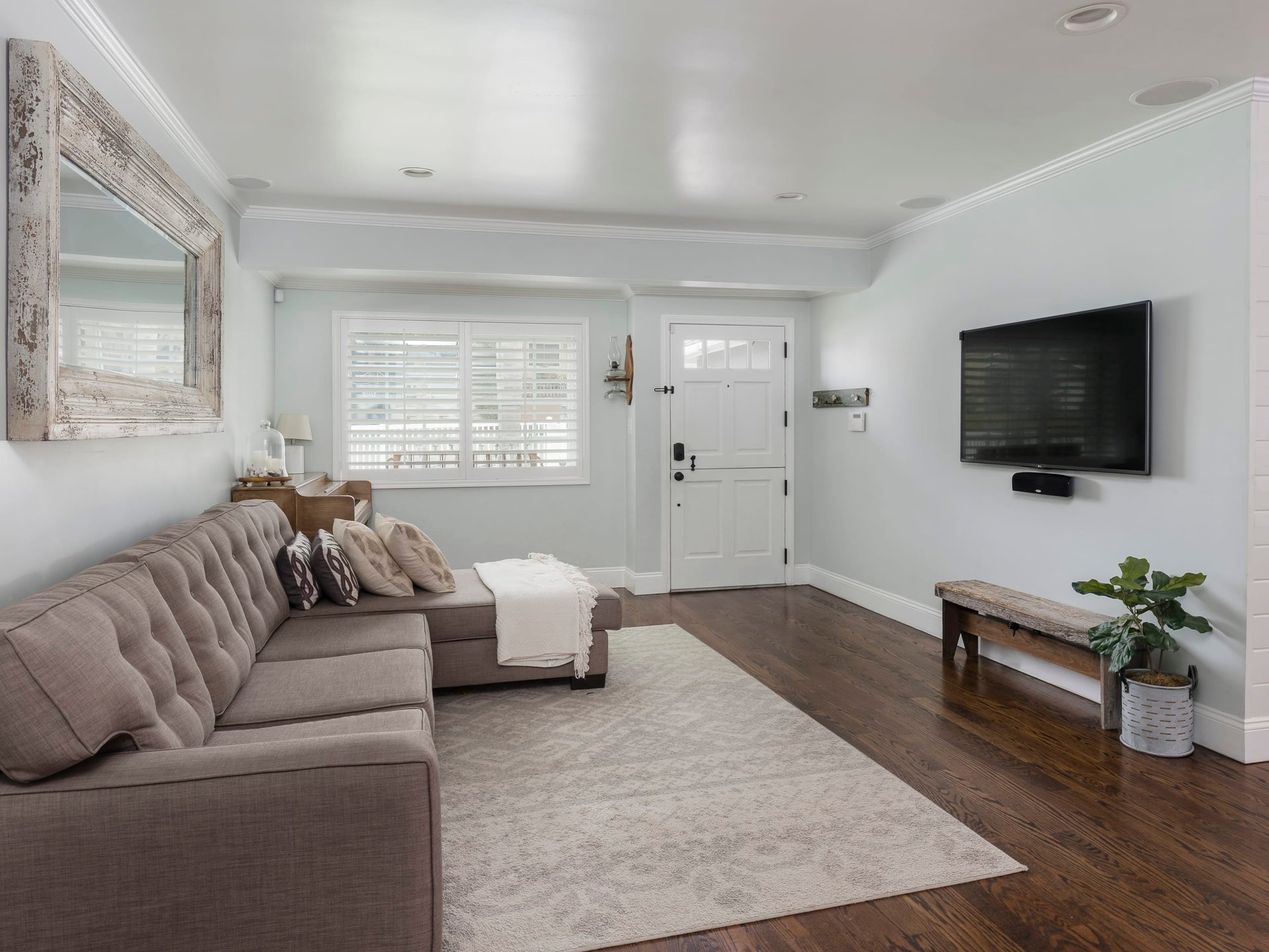 839 Eucalyptus Drive