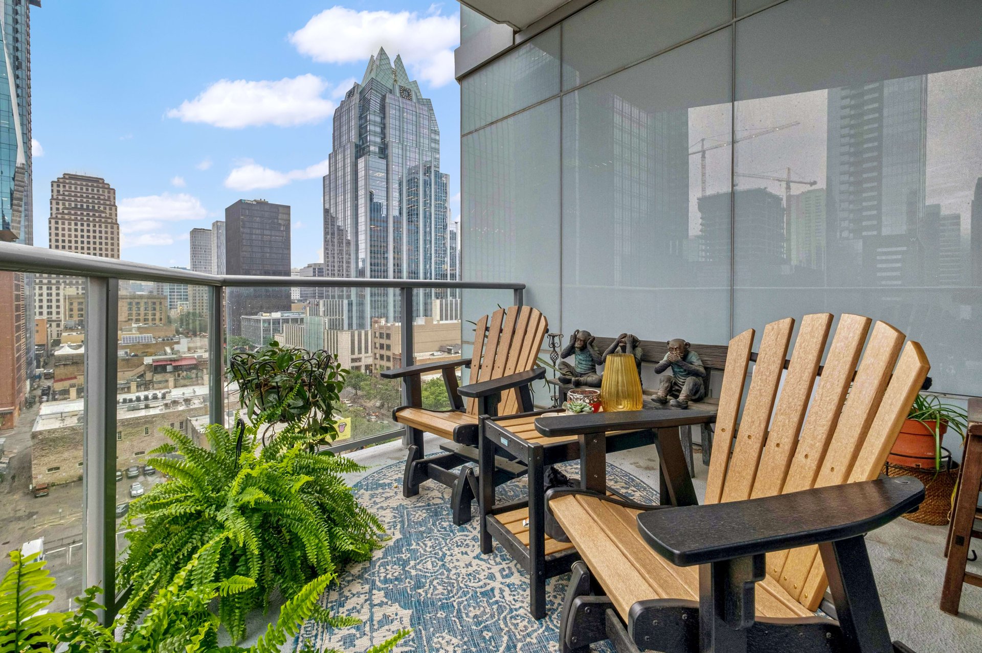 200 Congress Ave #12E