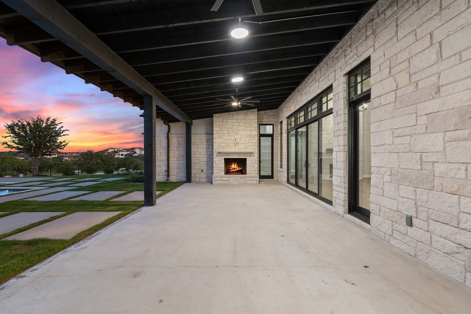 611 Casasanta Trl, Austin, TX 78738