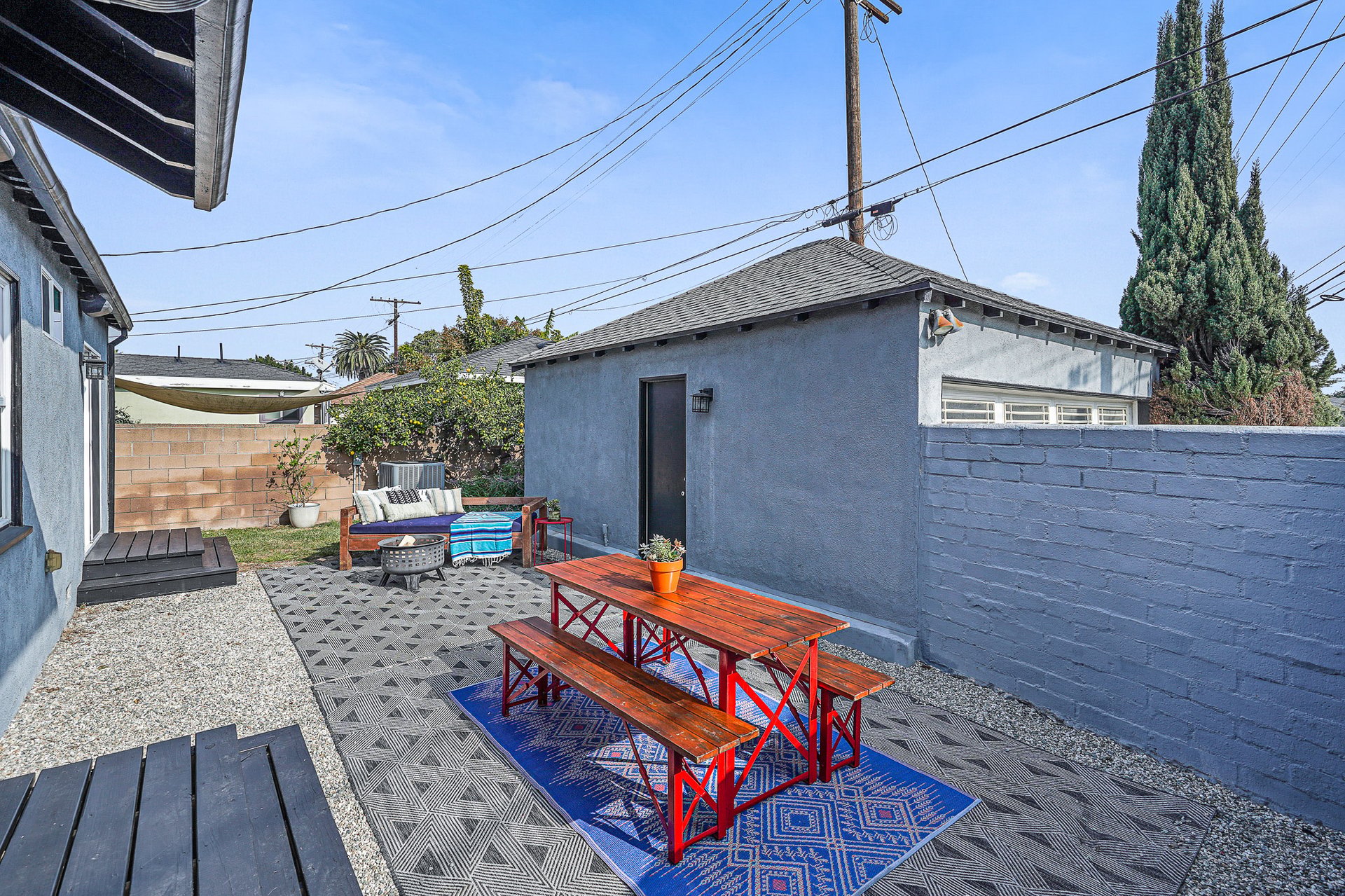Completely Renovated Traditional Home In Picfair Village