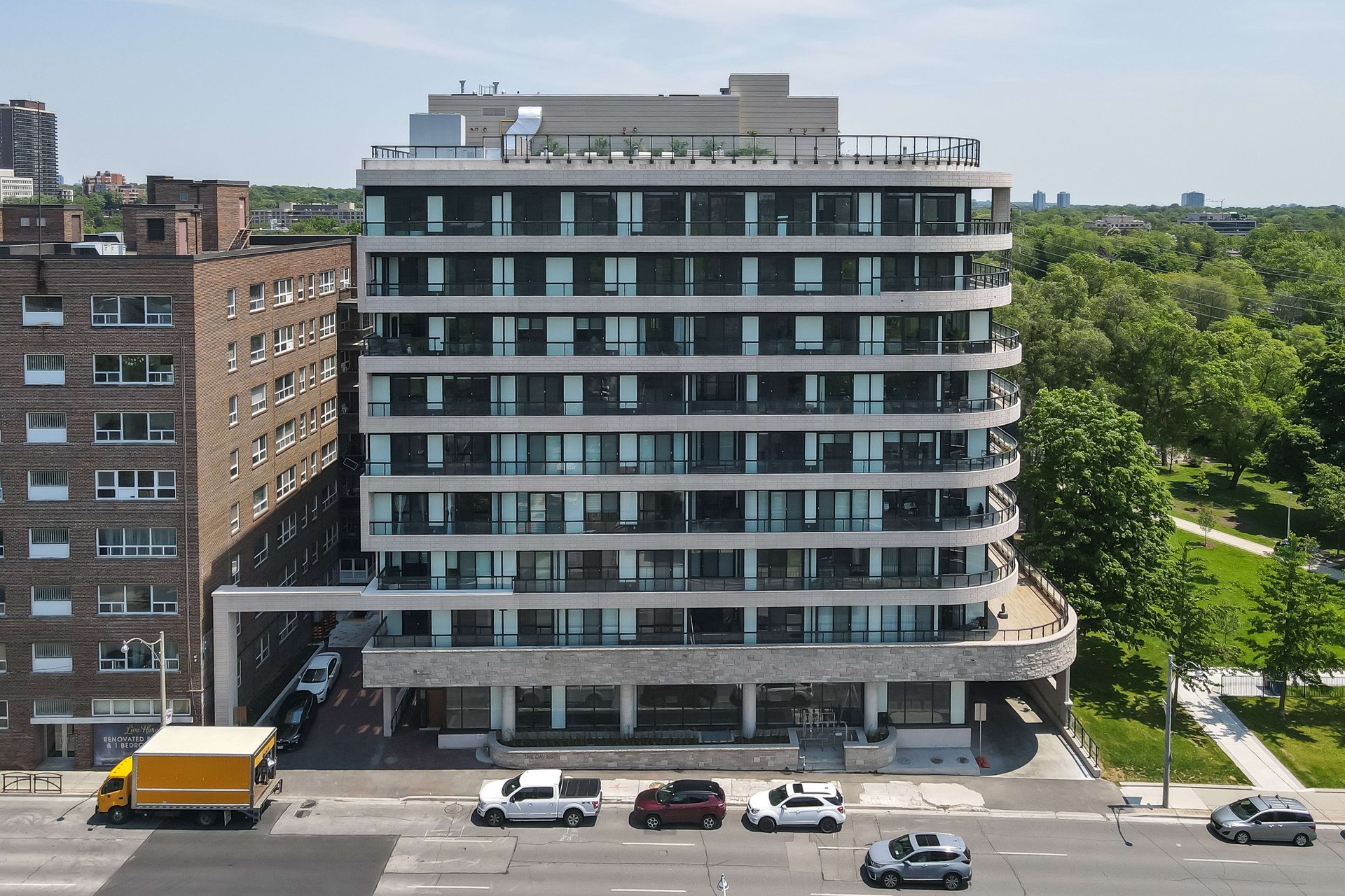 285 Avenue Road Suite #403