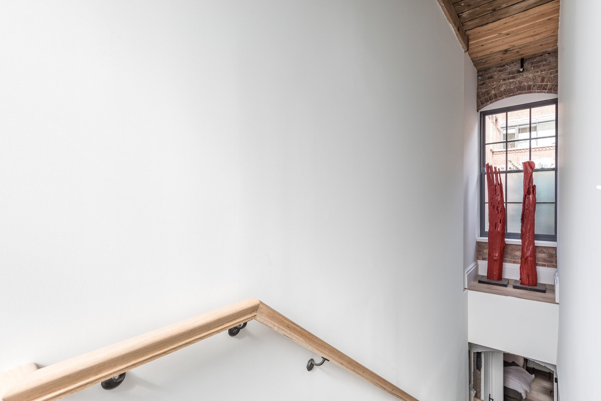 Elegant 3-Bed Factory Loft at Watchcase