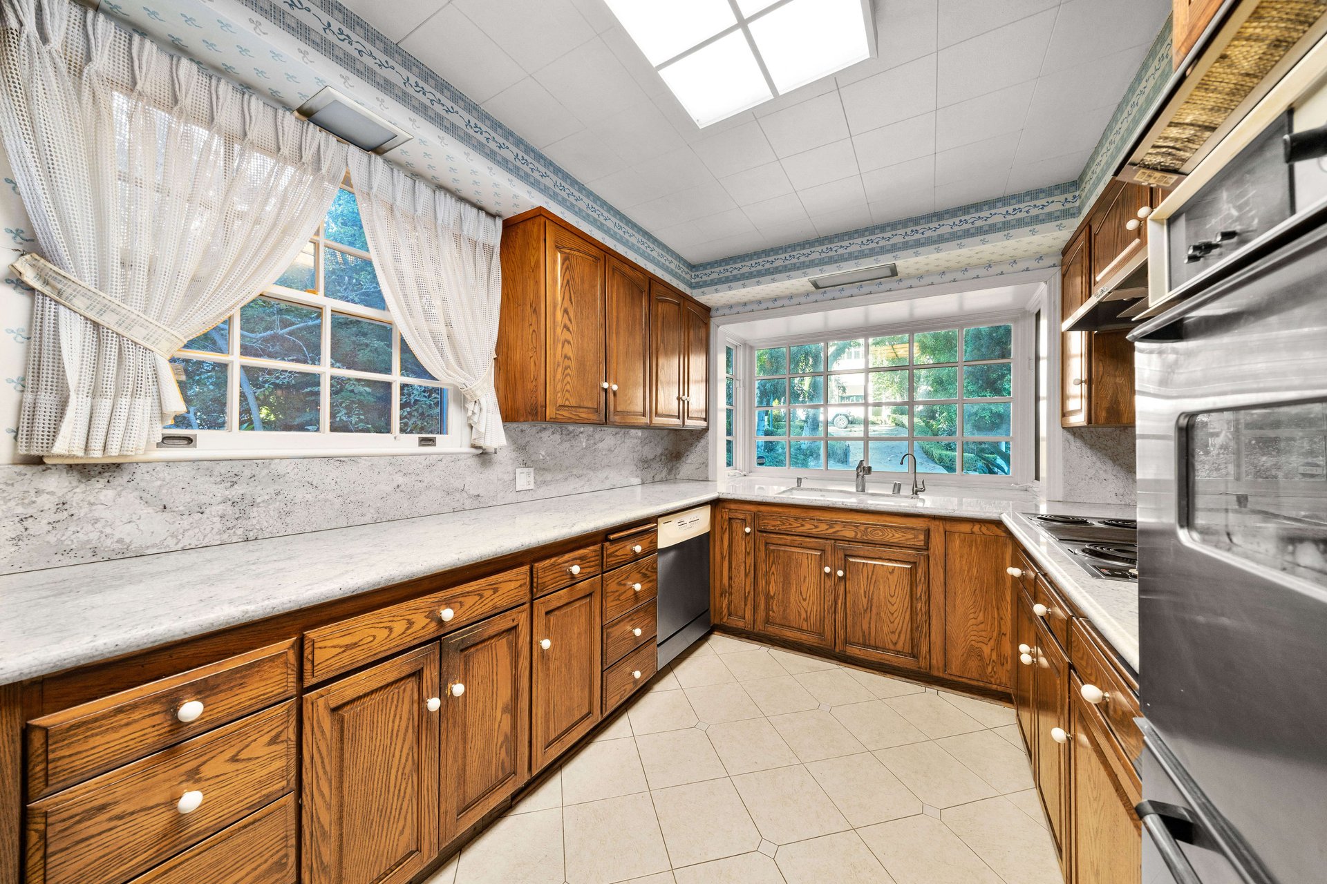 949 Stone Canyon Rd, Bel Air