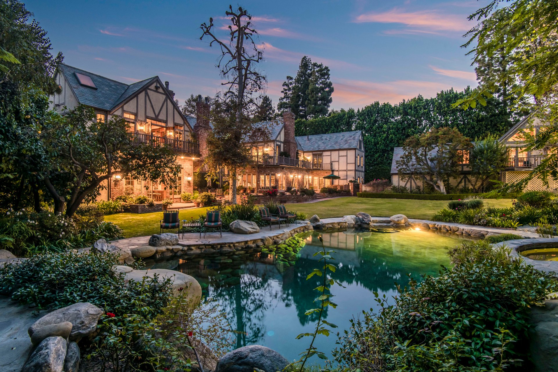 1005 Woodland Drive