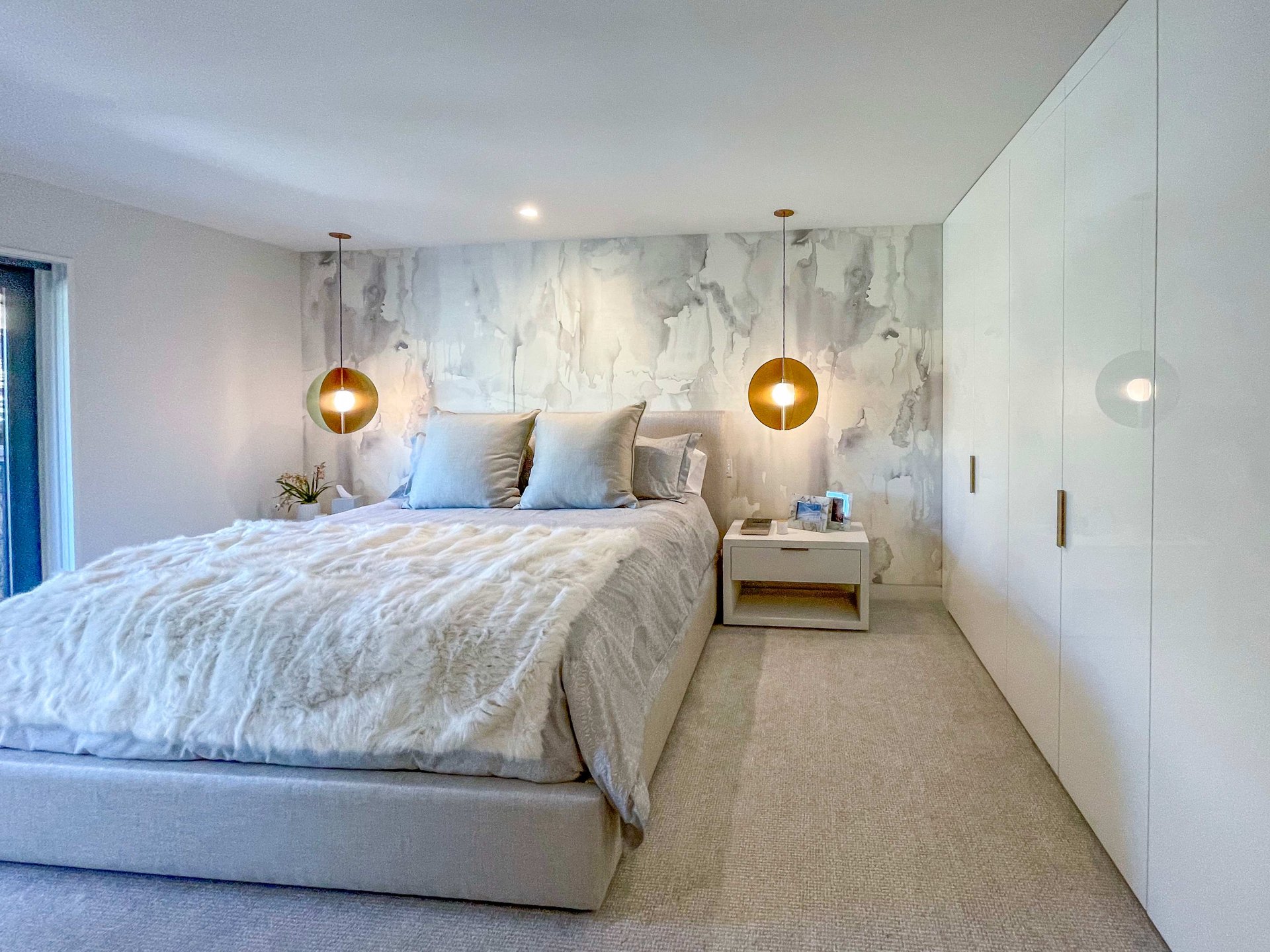 Luxury Townhome One block to Aspen Mountain